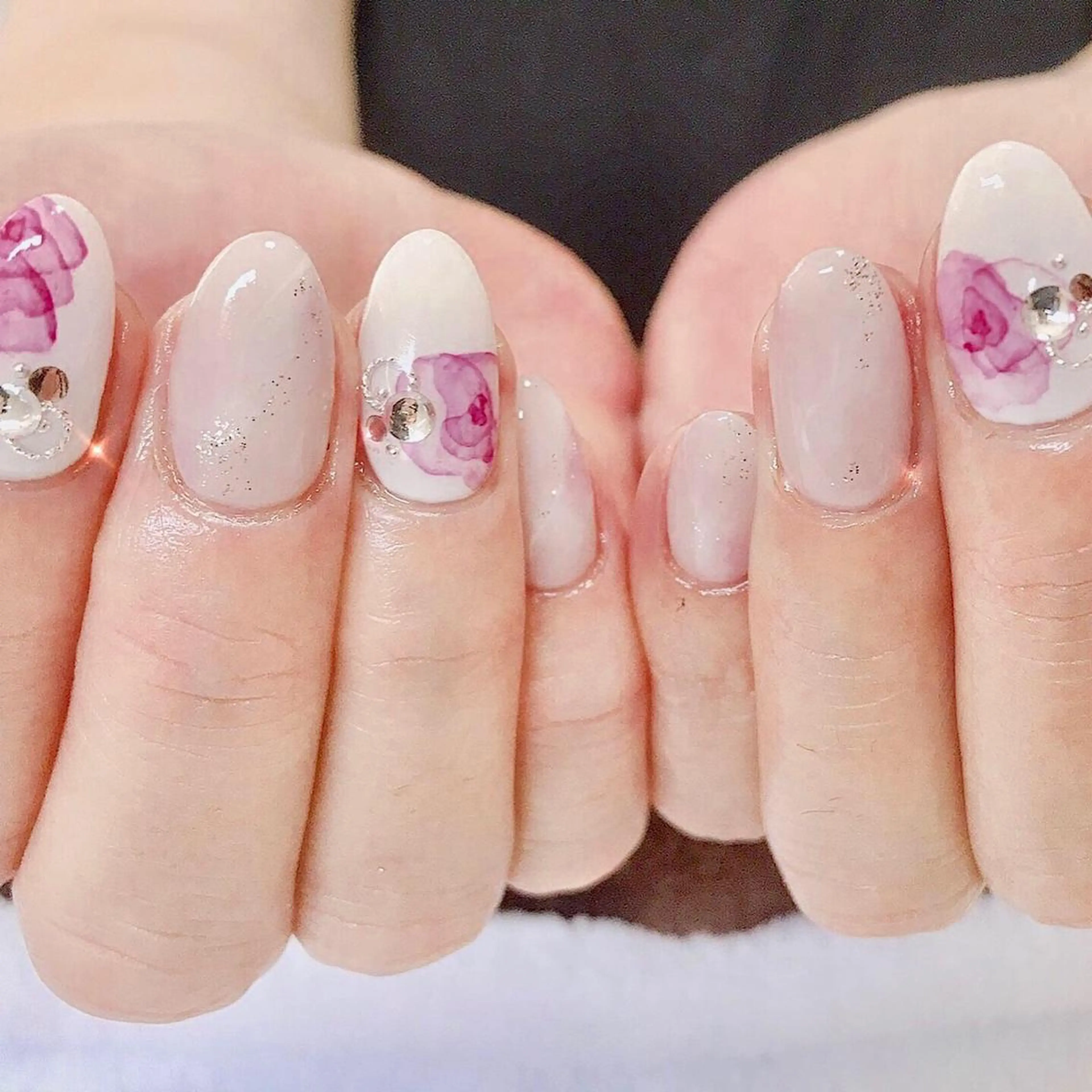 ネイル STELLA LILYのネイルデザイン