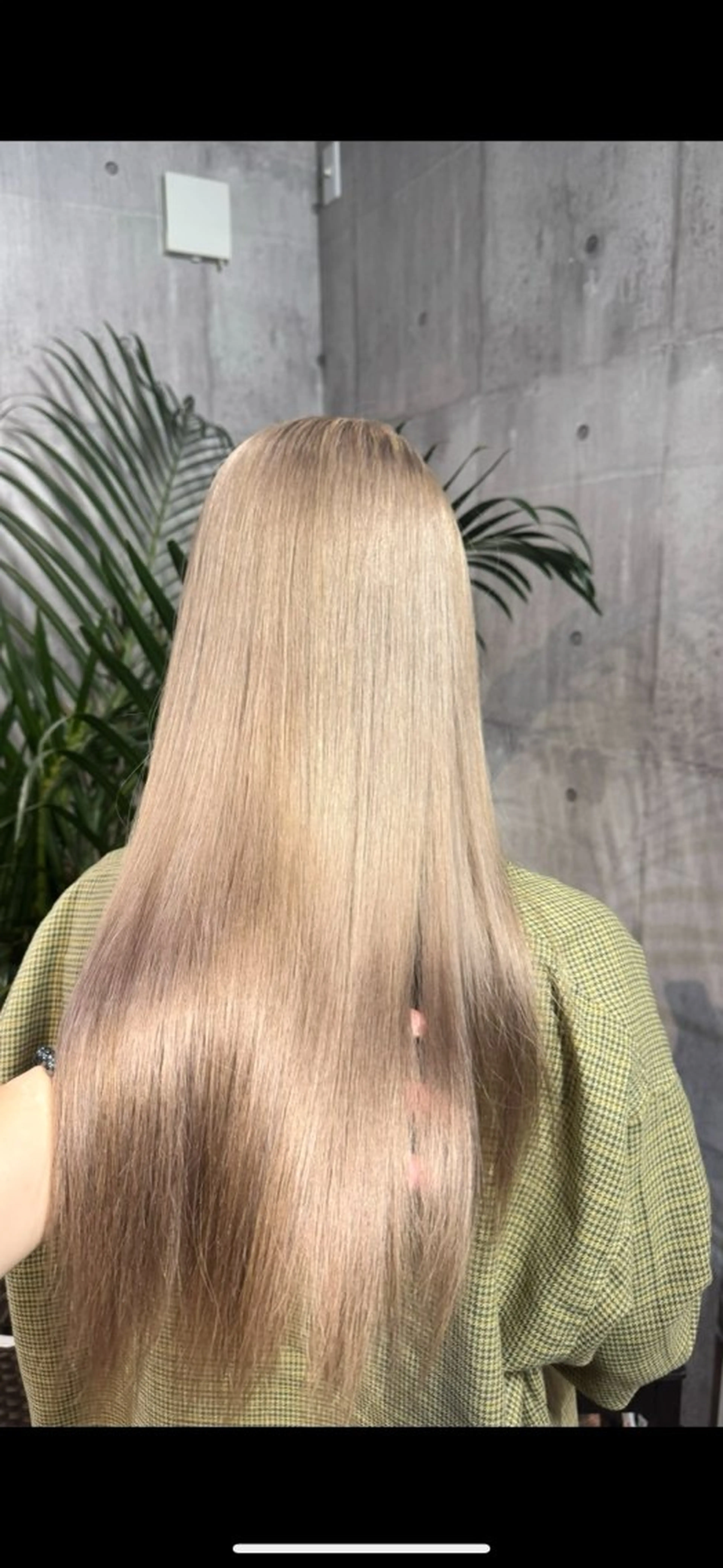 ミディアム カラー ベージュカラー ブリーチ 抜きっぱなしブロンド ブロンド ブルーカラー ヘアカラー Qin Shaire salon所属・SHONOSUKE/ 原宿/ハイトーン特化のヘアスタイル
