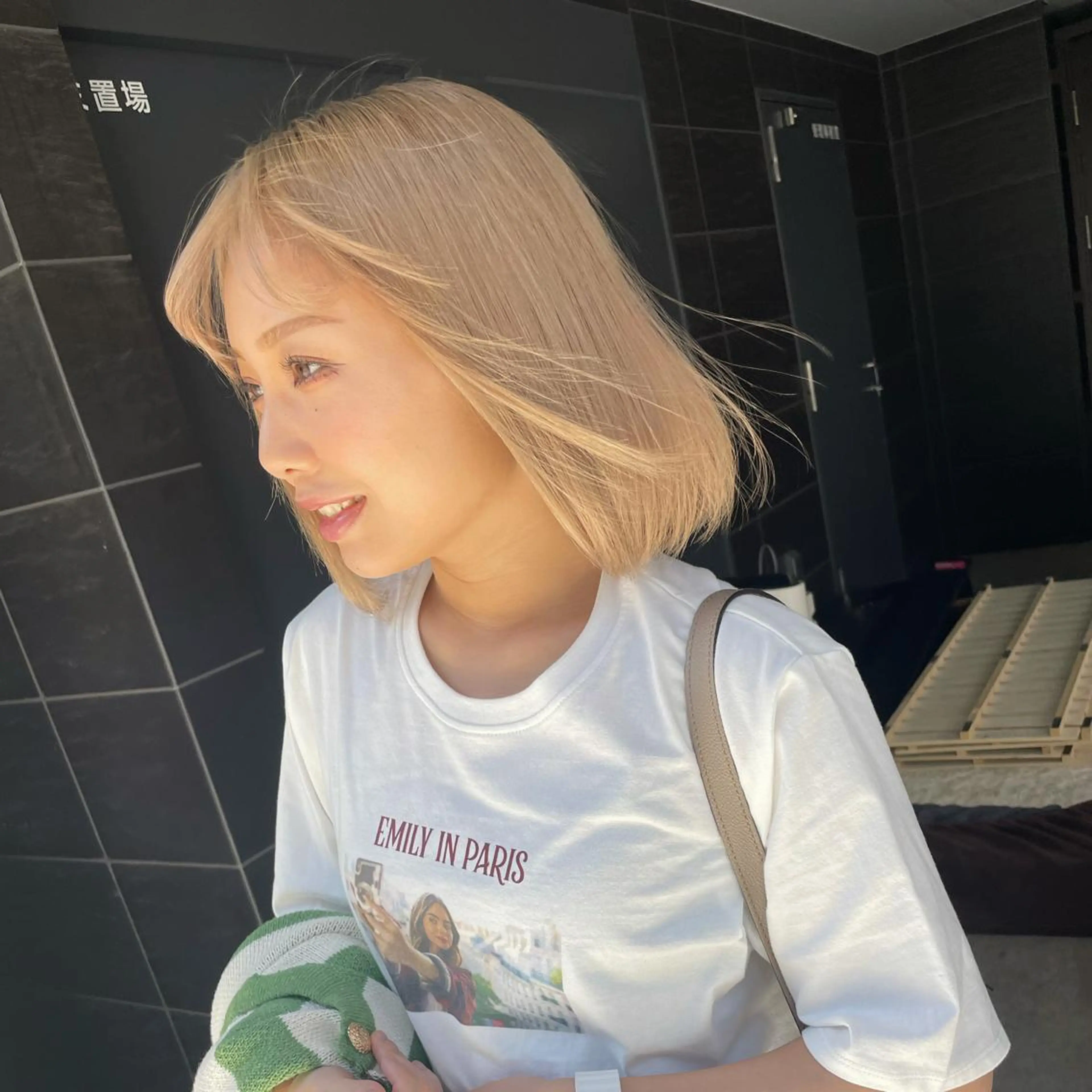 ショート カラー ヒカ/外国人風 デザインカラーのヘアスタイル