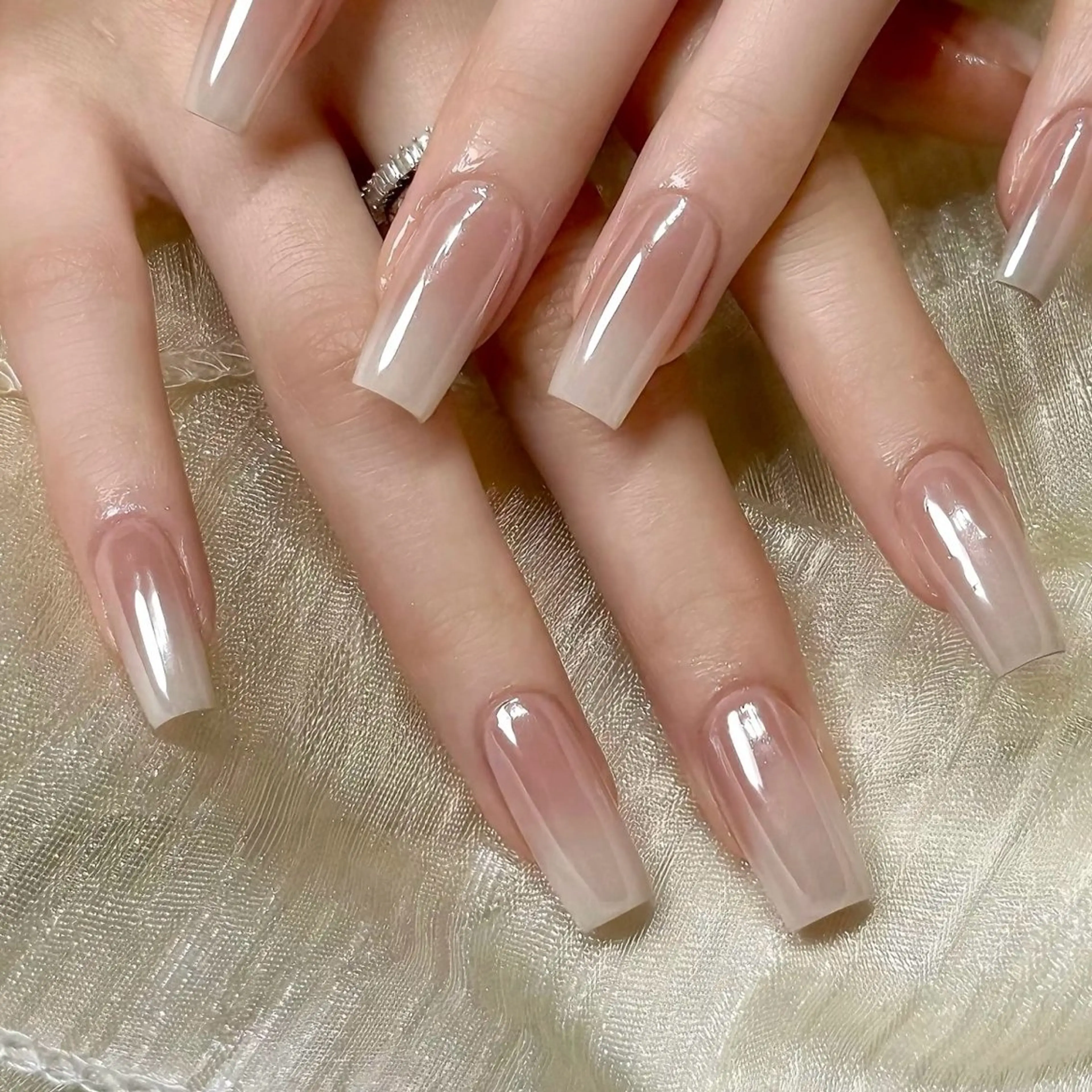 HANDハンドネイル~当店定額コース「7」)オーロラグラデーション)の写真