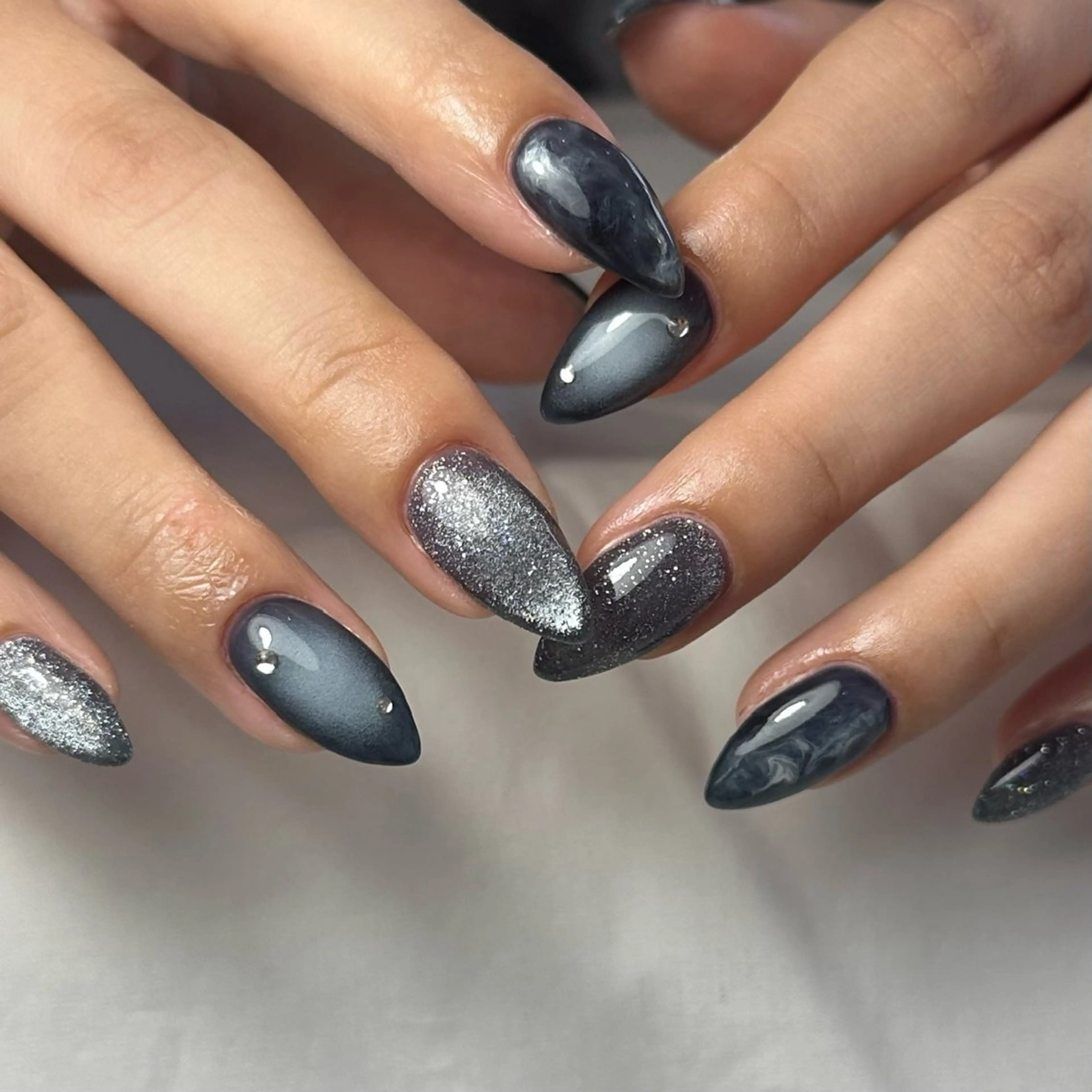 ネイル ハンドネイル nail salon LIFE2nd所属・LIFE Yuhiのネイルデザイン