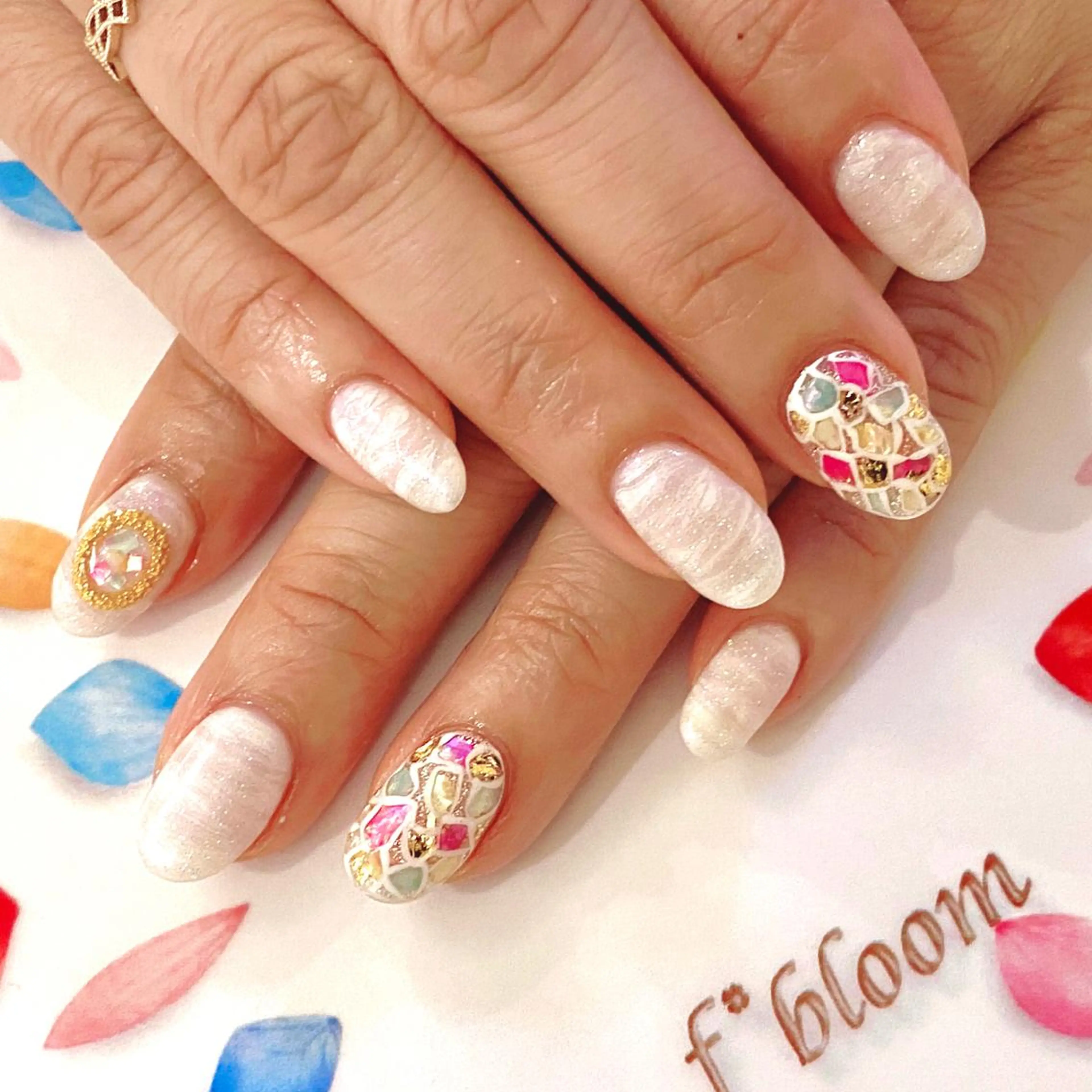 ネイル f'bloom  L’ecrinのネイルデザイン