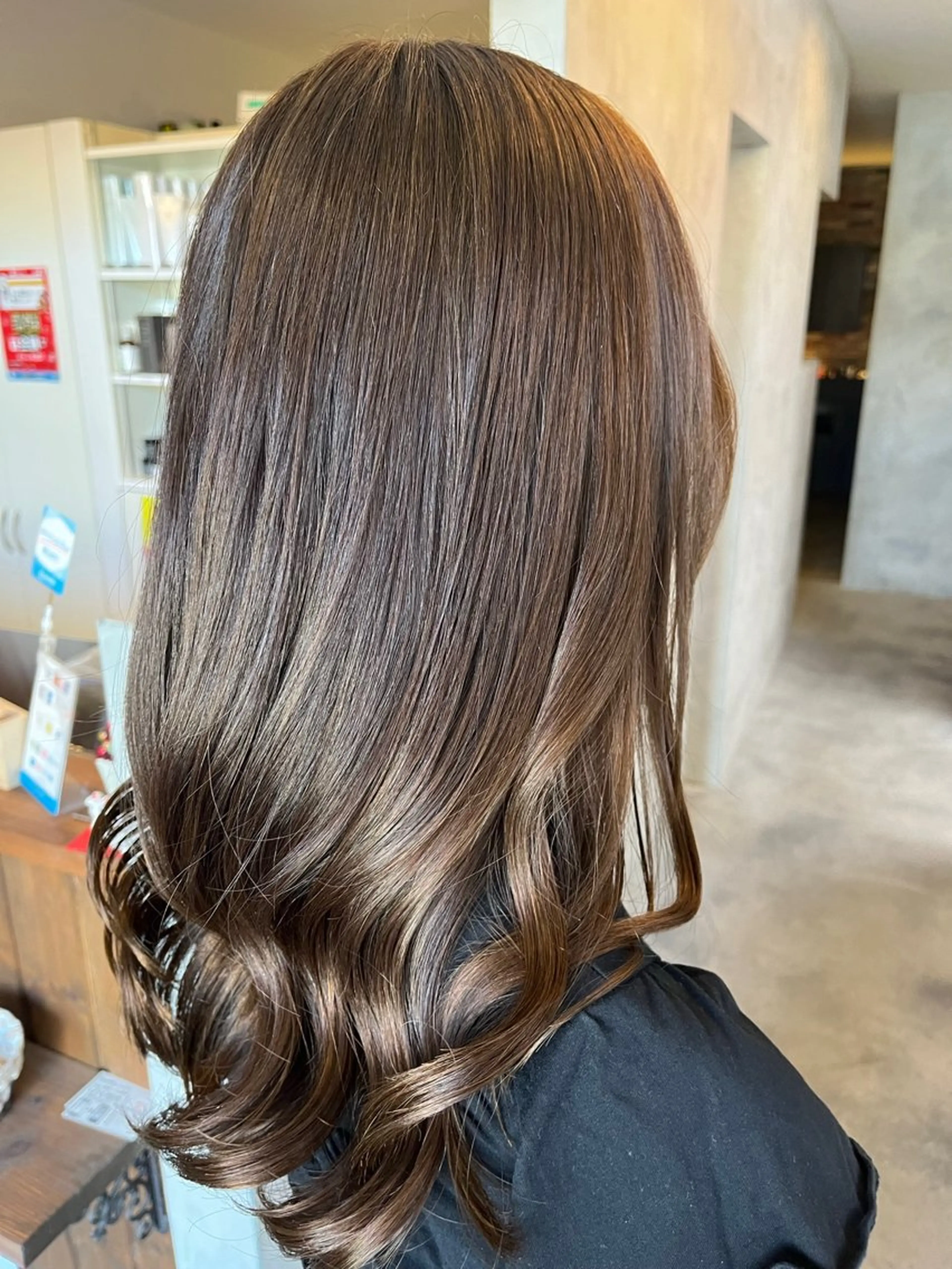 ロング カラー ベージュカラー イルミナカラー カット ヘアカラー トリートメント Salon de  COCO所属・Yu kaのヘアスタイル