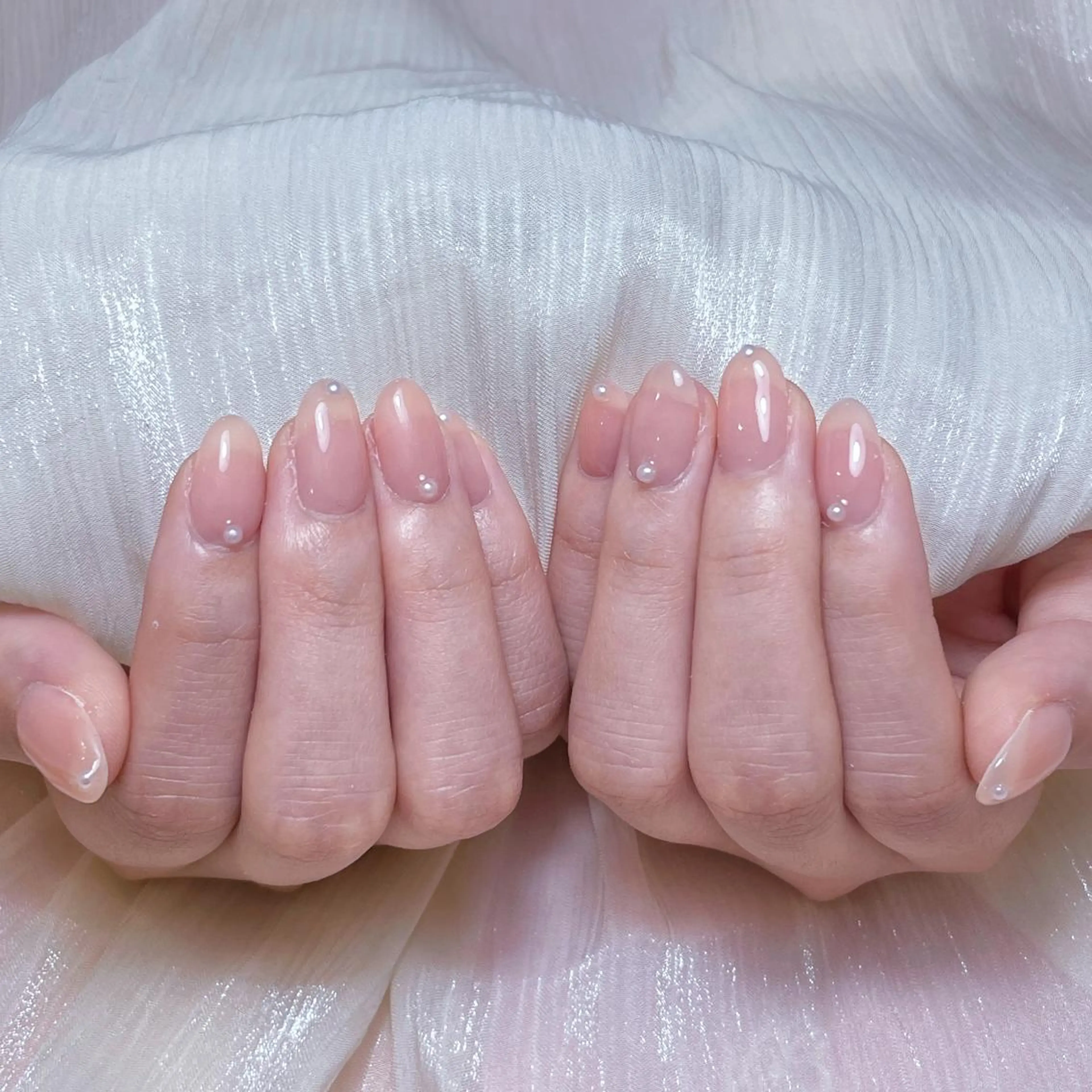 ネイル アートネイル オーロラネイル ガーリー キラキラネイル 韓国ネイル ハンドネイル nina 💅のネイルデザイン