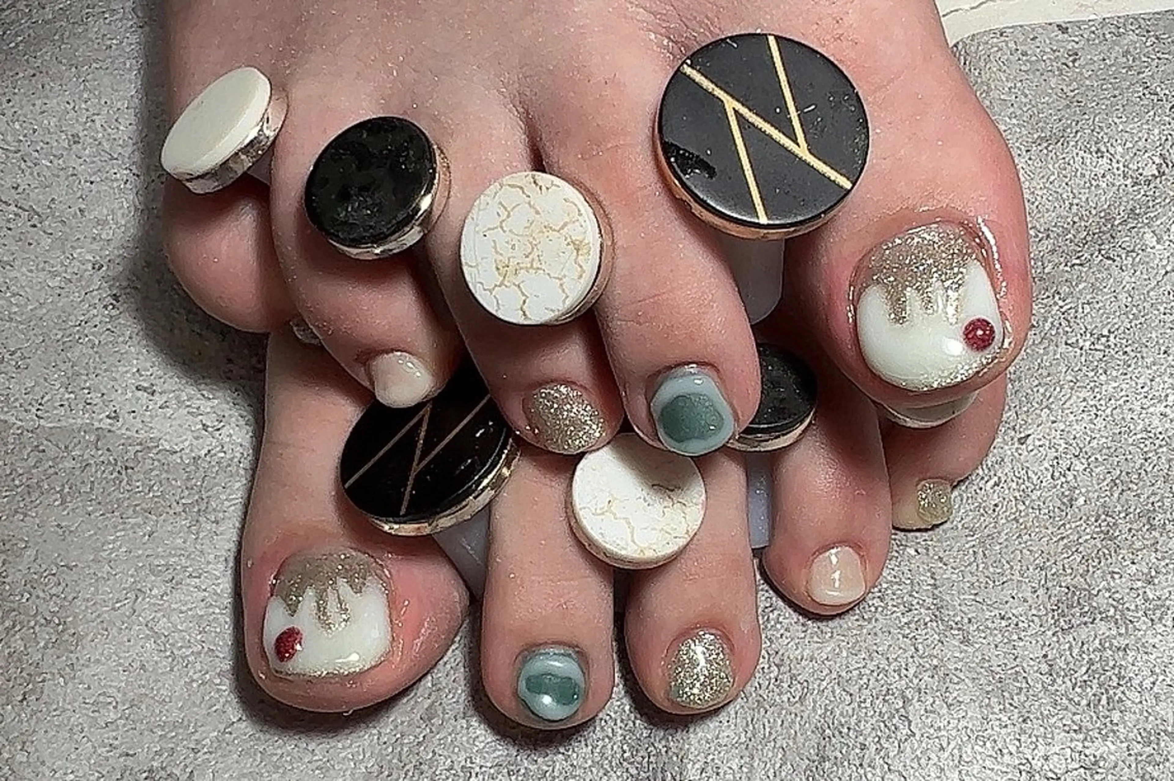 ネイル フットネイル Ruana Nailのネイルデザイン