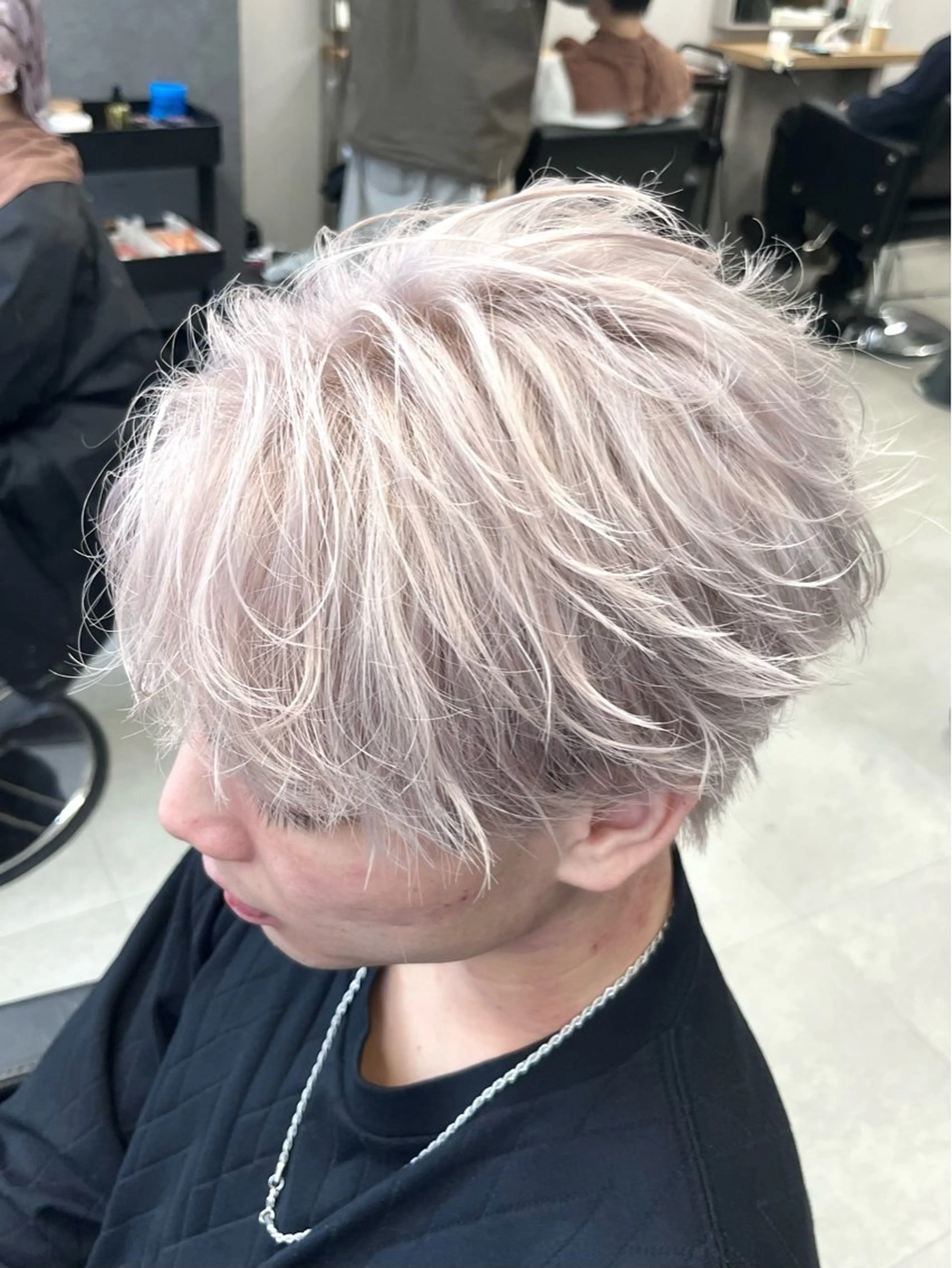 ショート ショートヘア 縮毛矯正 カット ヘアカラー AI TOKYO men's 渋谷所属・カマタ ハルキのヘアスタイル
