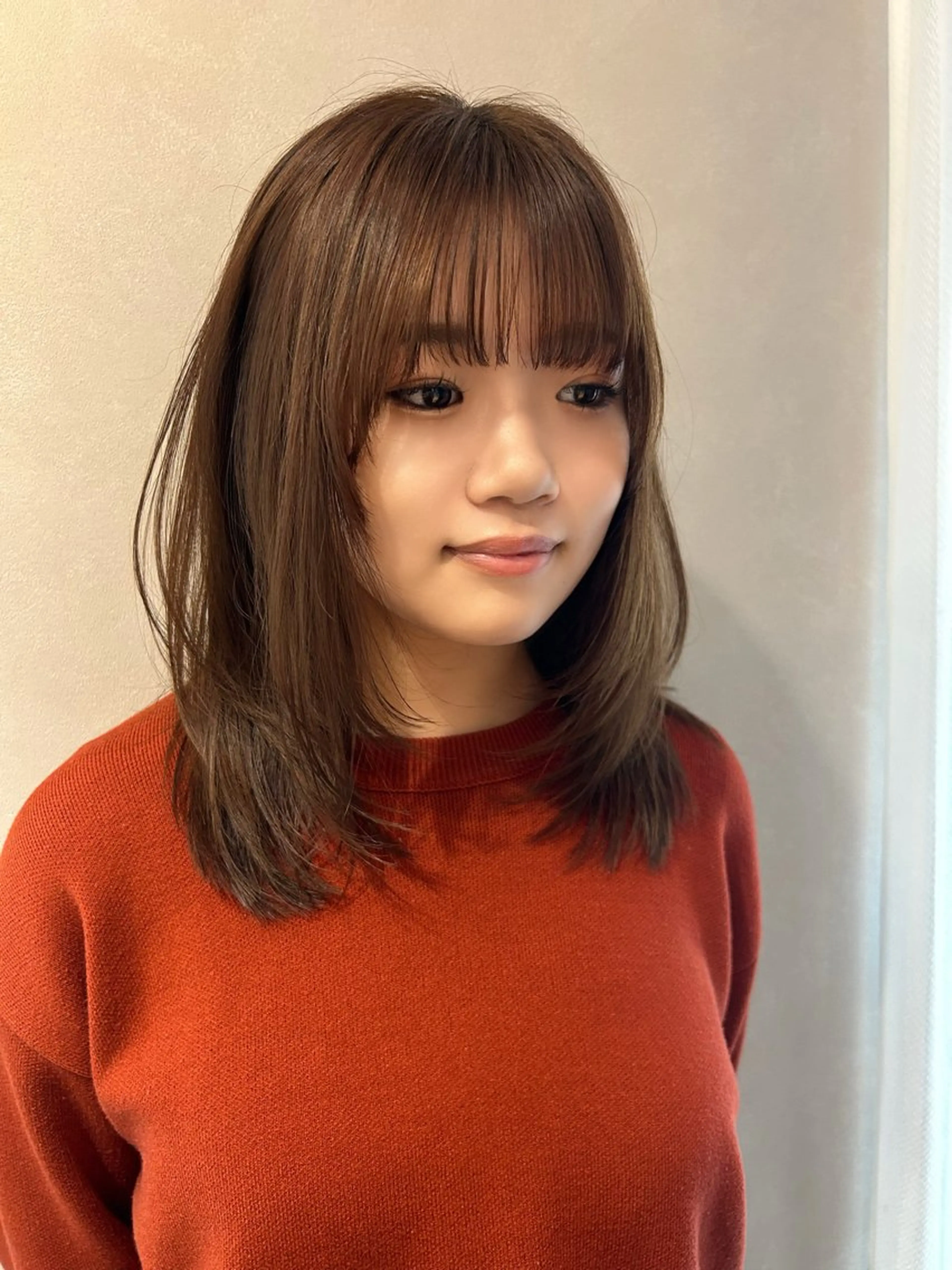 ミディアム カラー レイヤーカット カット トリートメント hub hair レイヤー/透明感のヘアスタイル