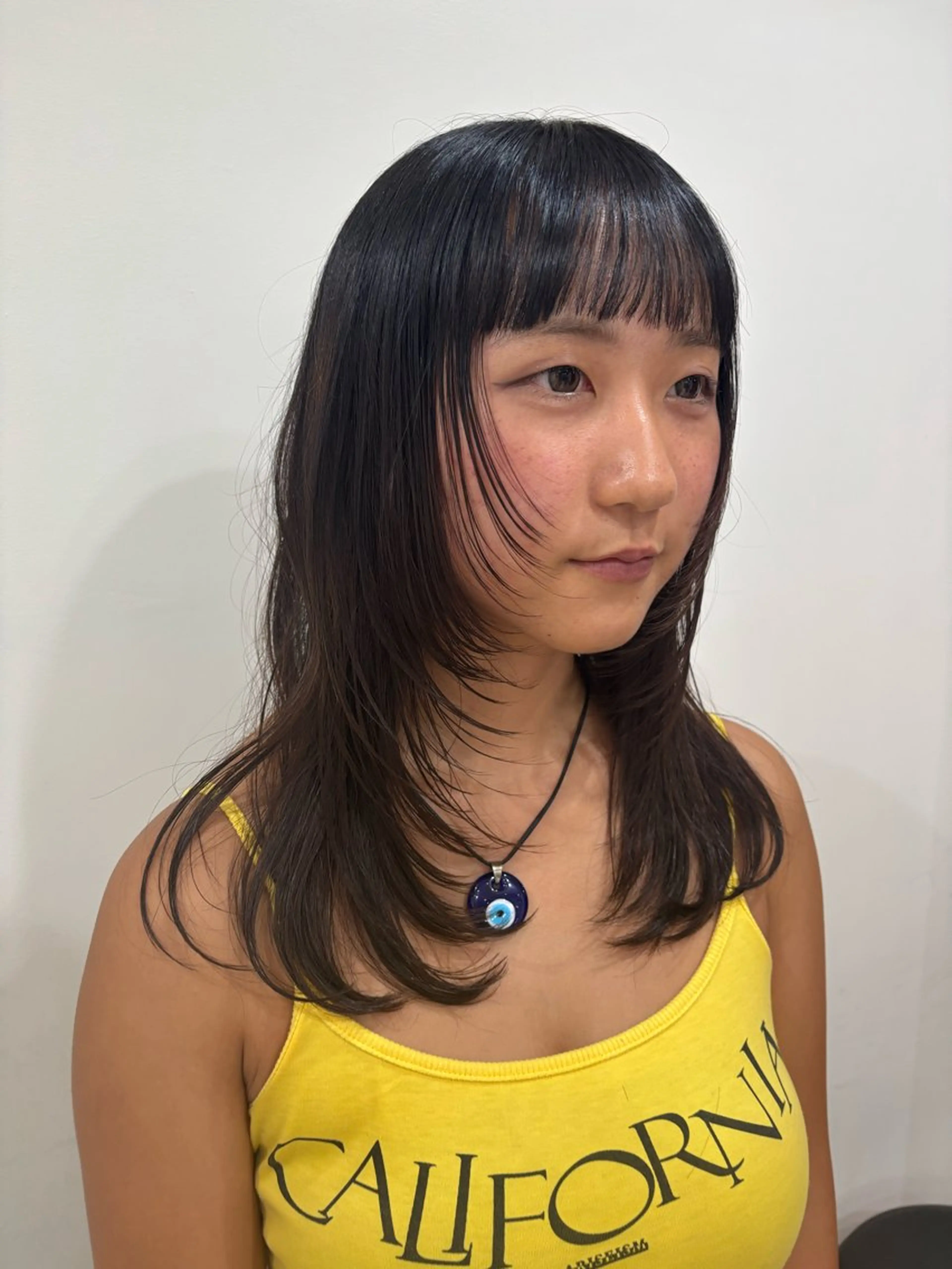 セミロング レイヤーカット オン眉 カット Noa/ハッシュ カット💖ハイトーンのヘアスタイル