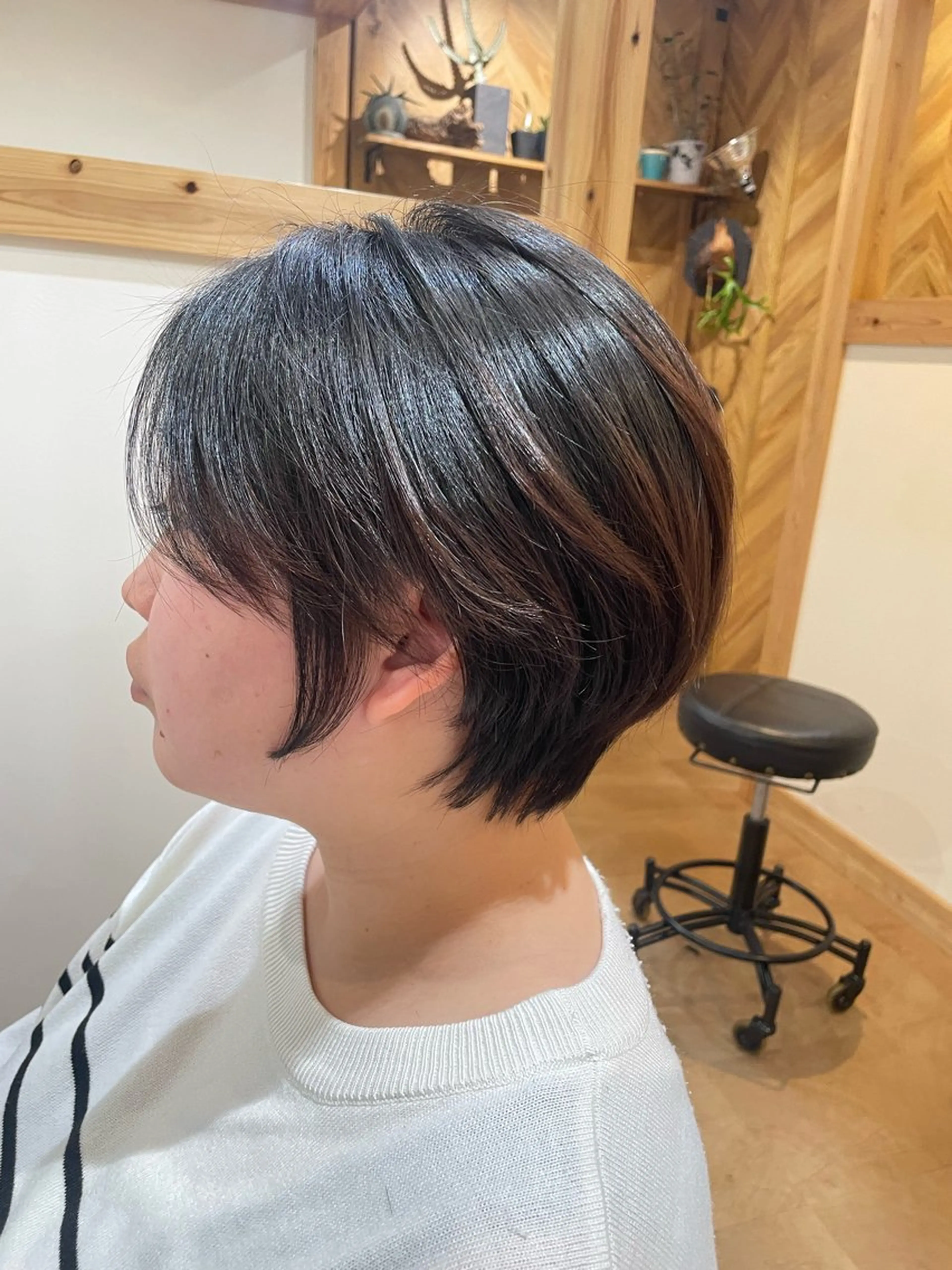 ショート ショートヘア カット パーマ 山口里莉 /ブリーチカラーのヘアスタイル