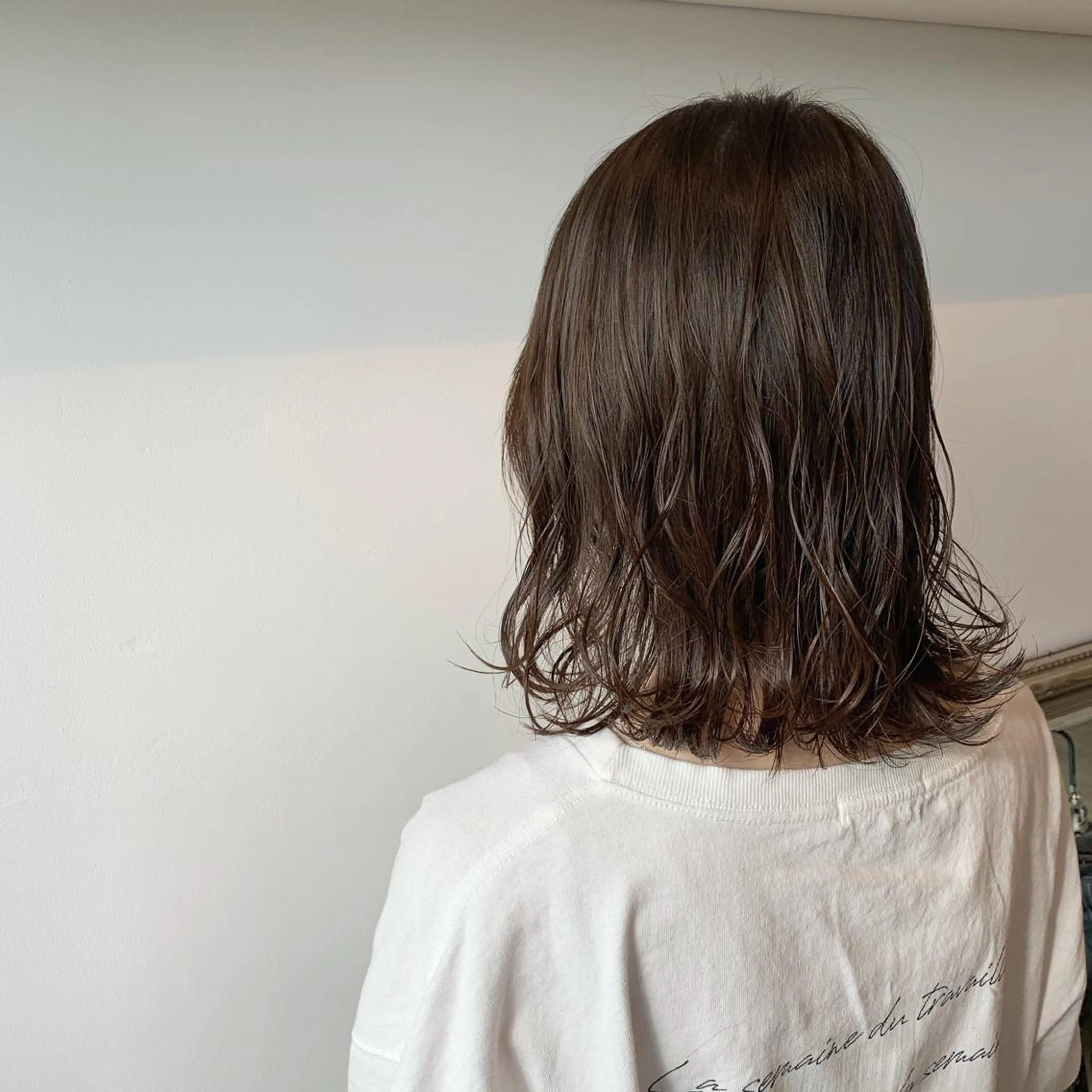 ミディアム カラー ヘアアレンジ ベージュカラー ココアベージュ 山崎 澪のヘアスタイル