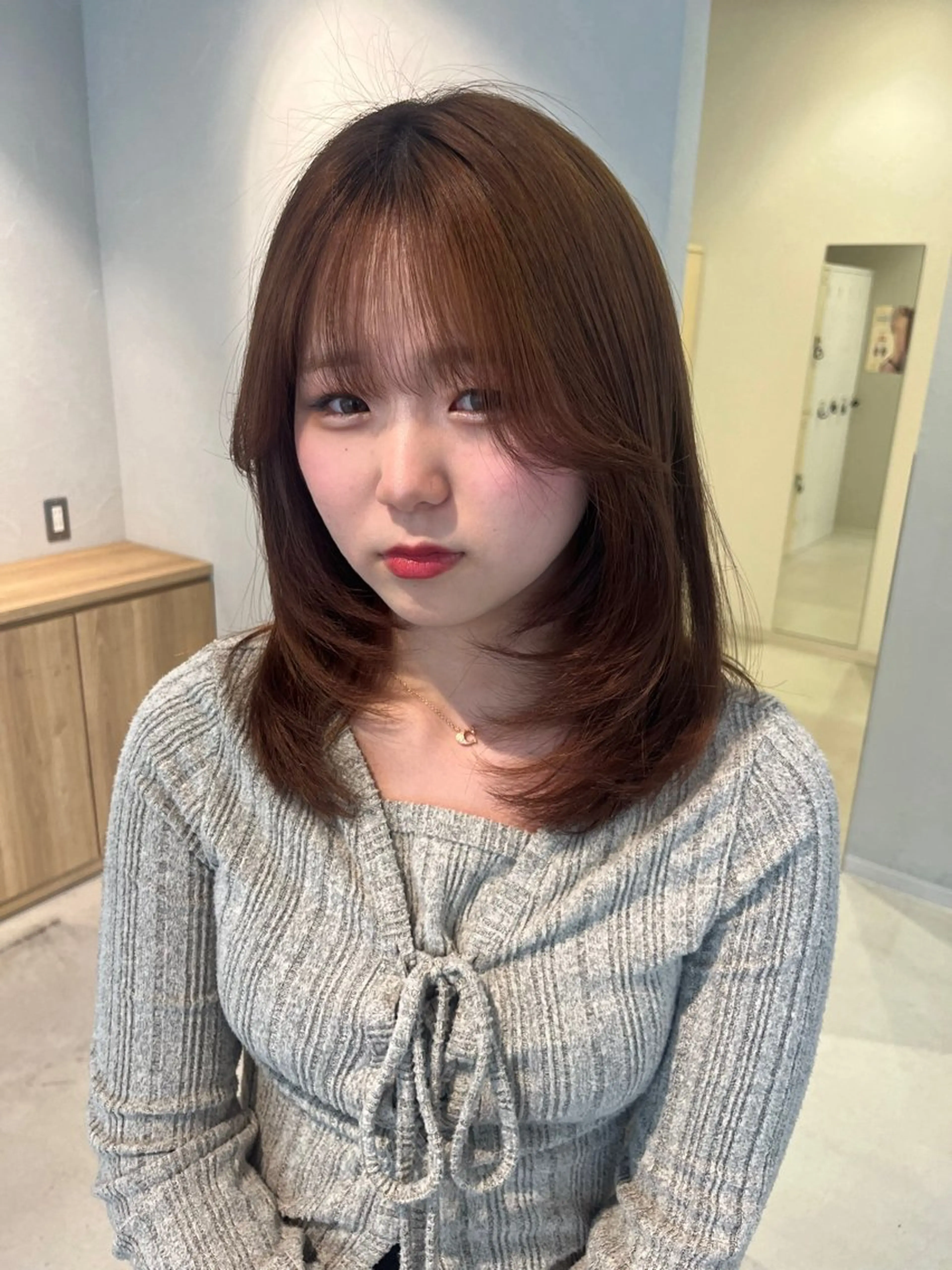 セミロング カラー 透明感カラー くびれヘア 顔周りカット 韓国風ヘア レイヤーカット レイヤーカット /　工藤雄大のヘアスタイル