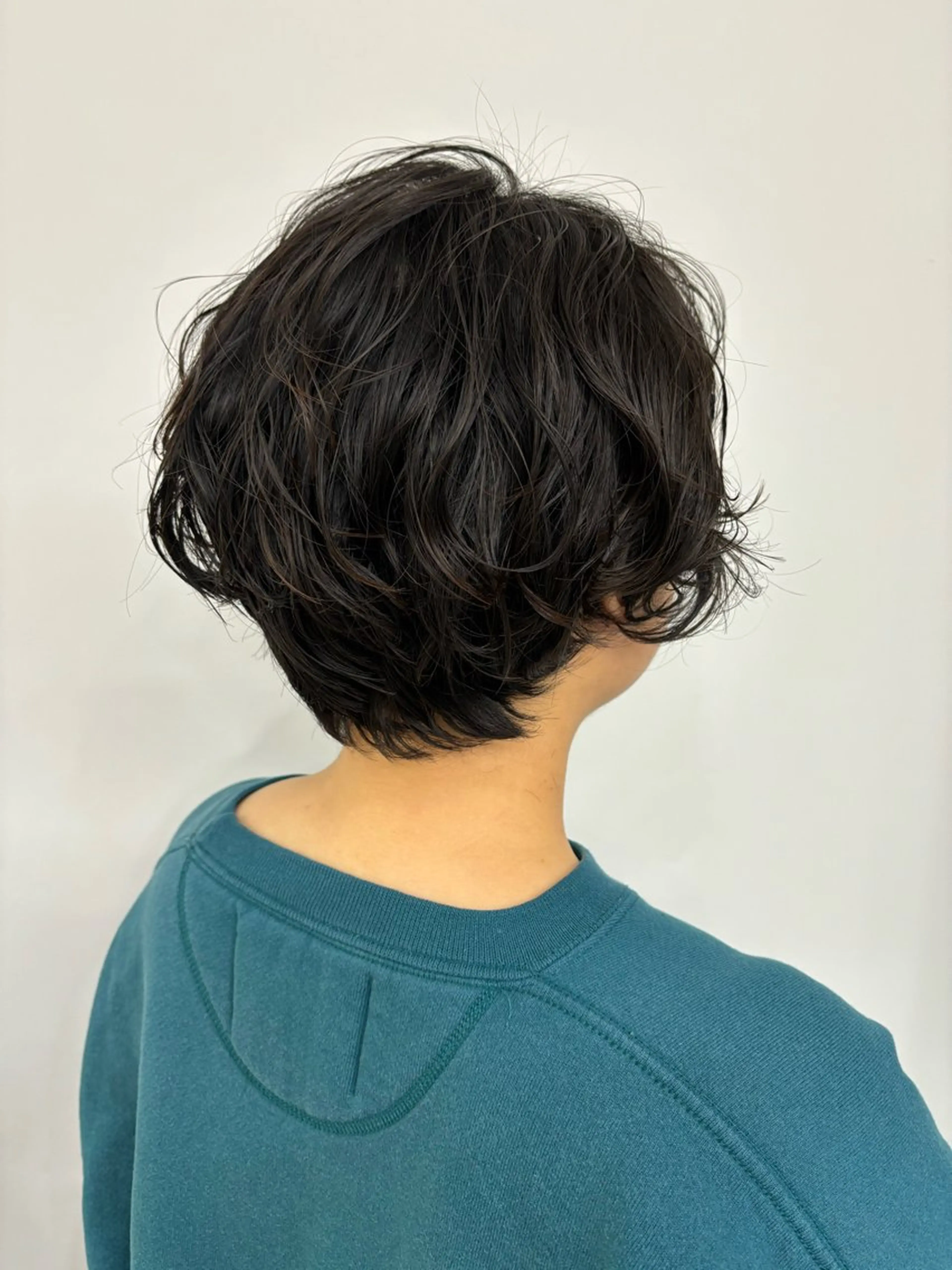 ショート カラー パーマ ヘアアレンジ マエダ アズミ🌱のヘアスタイル