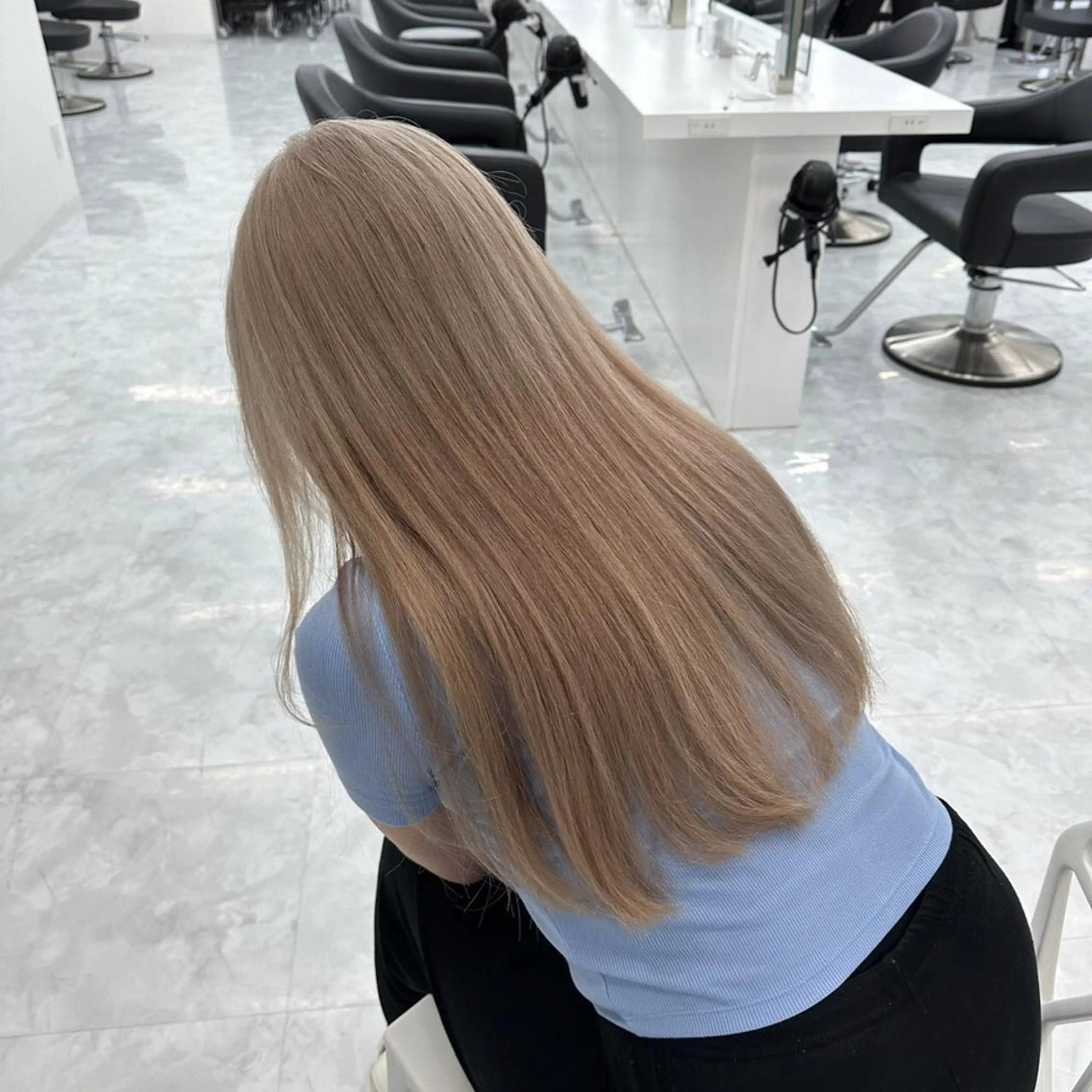 カラー *期間限定モデル募集 💕ACADEMYのヘアスタイル