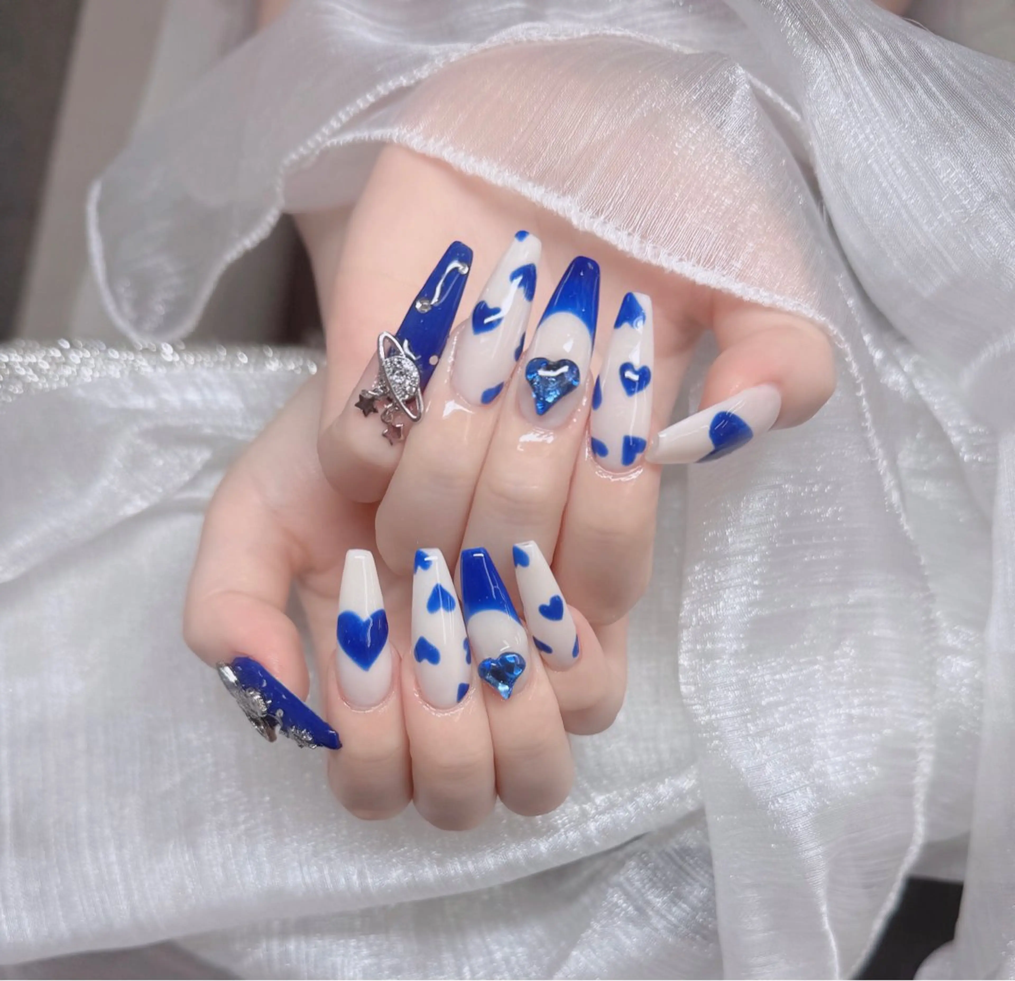 ネイル アートネイル 成人式 ジェルネイル ニュアンスネイル 夏ネイル ハンドネイル H.baby Nai Salon所属・neco H.babynailのネイルデザイン