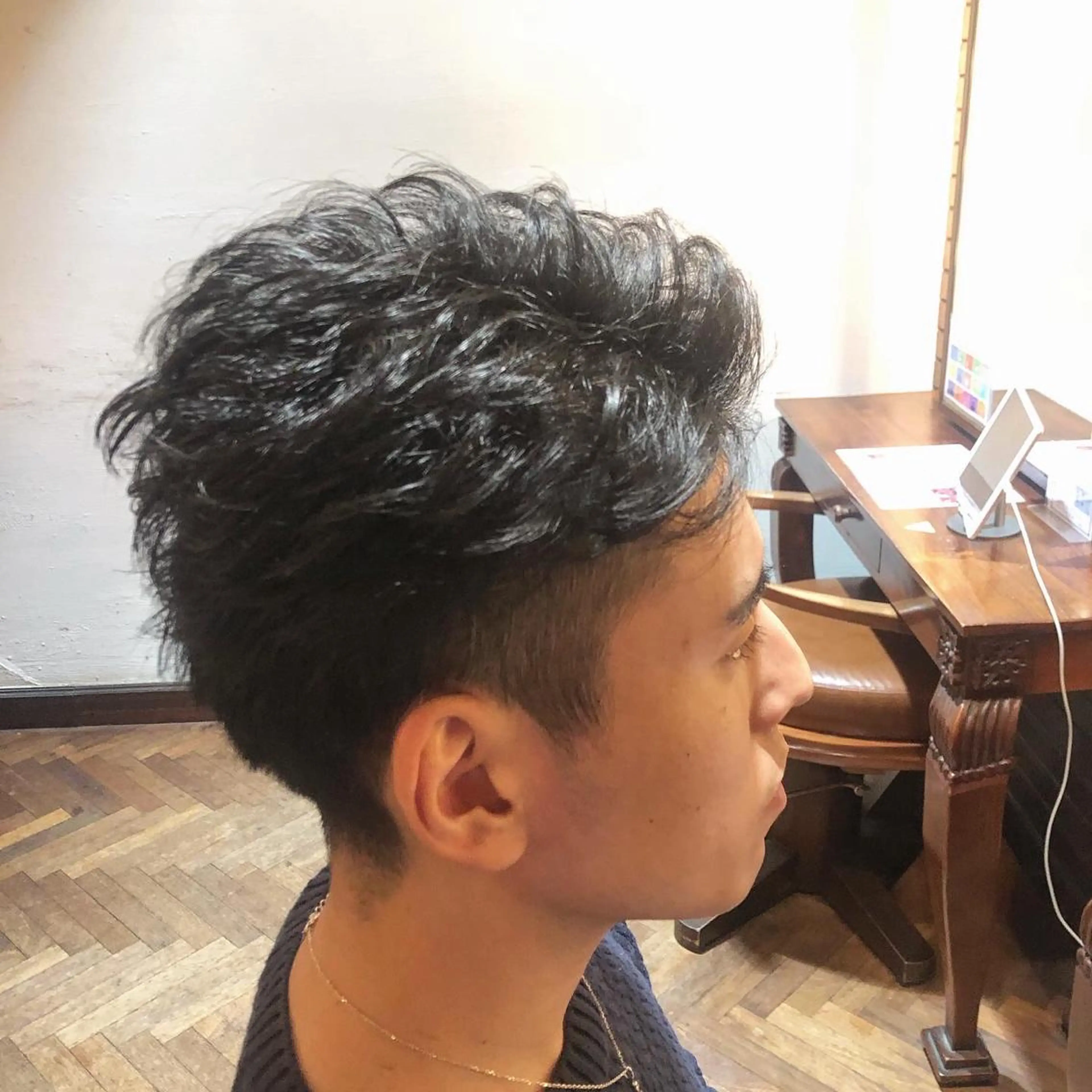 ショート パーマ メンズ メンズパーマ ツーブロック 刈り上げ stylist YUTOのヘアスタイル
