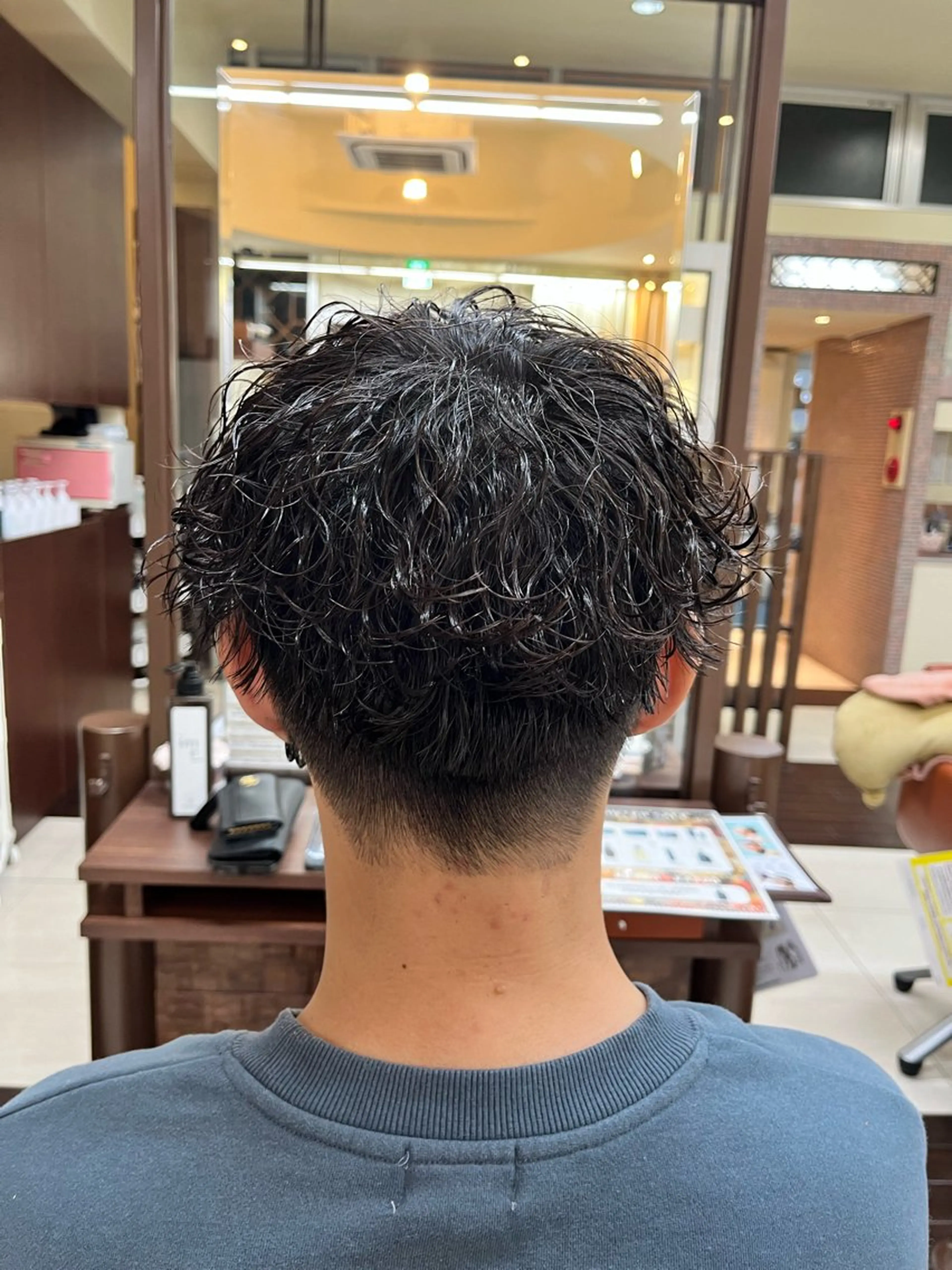 ショート パーマ メンズ メンズパーマ 波巻きパーマ スパイラルパーマ カット パーマ ヘアセット AROH  men's cut&men's perm 船橋店所属・🧊メンズ特化🧊 高木航希のヘアスタイル