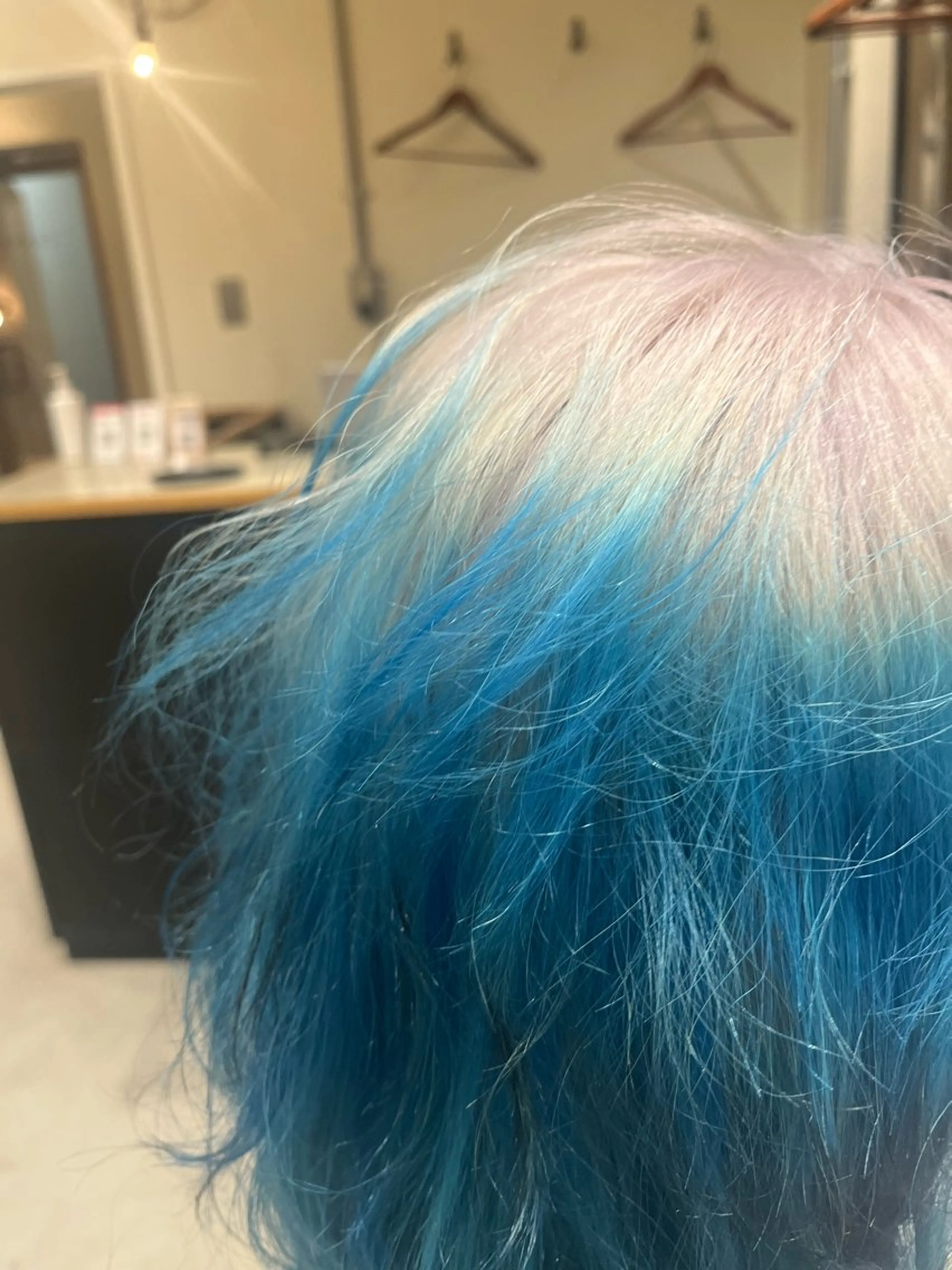 ミディアム カラー ヘアカラー 🦮shiori アイドルオタク🦮のヘアスタイル