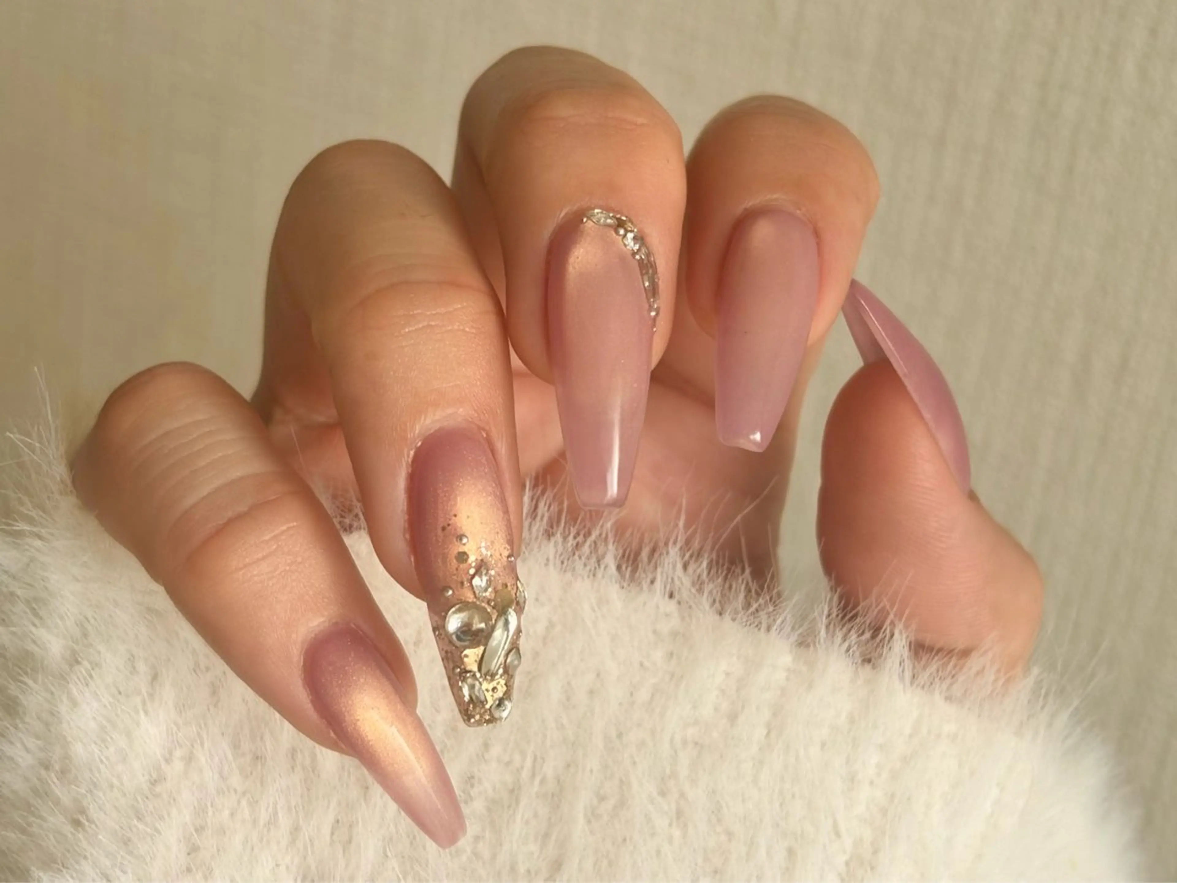 ネイル chem NAILSTUDIO所属・chem くりたももこのネイルデザイン