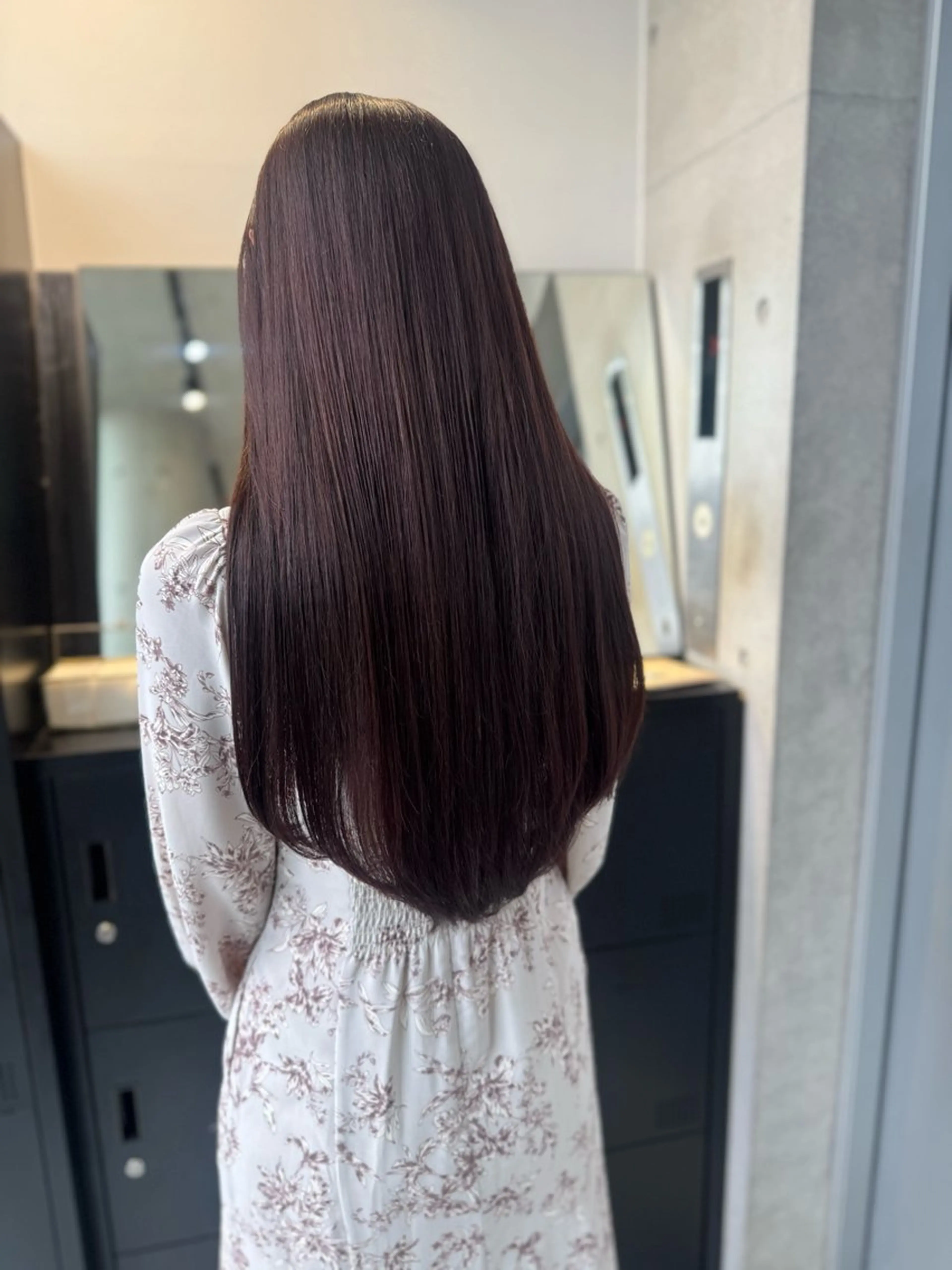 ロング カラー パーマ ヘアアレンジ カット ヘアカラー トリートメント ヘアセット 透明感/オリーブ/ グレージュ/YUKAのヘアスタイル