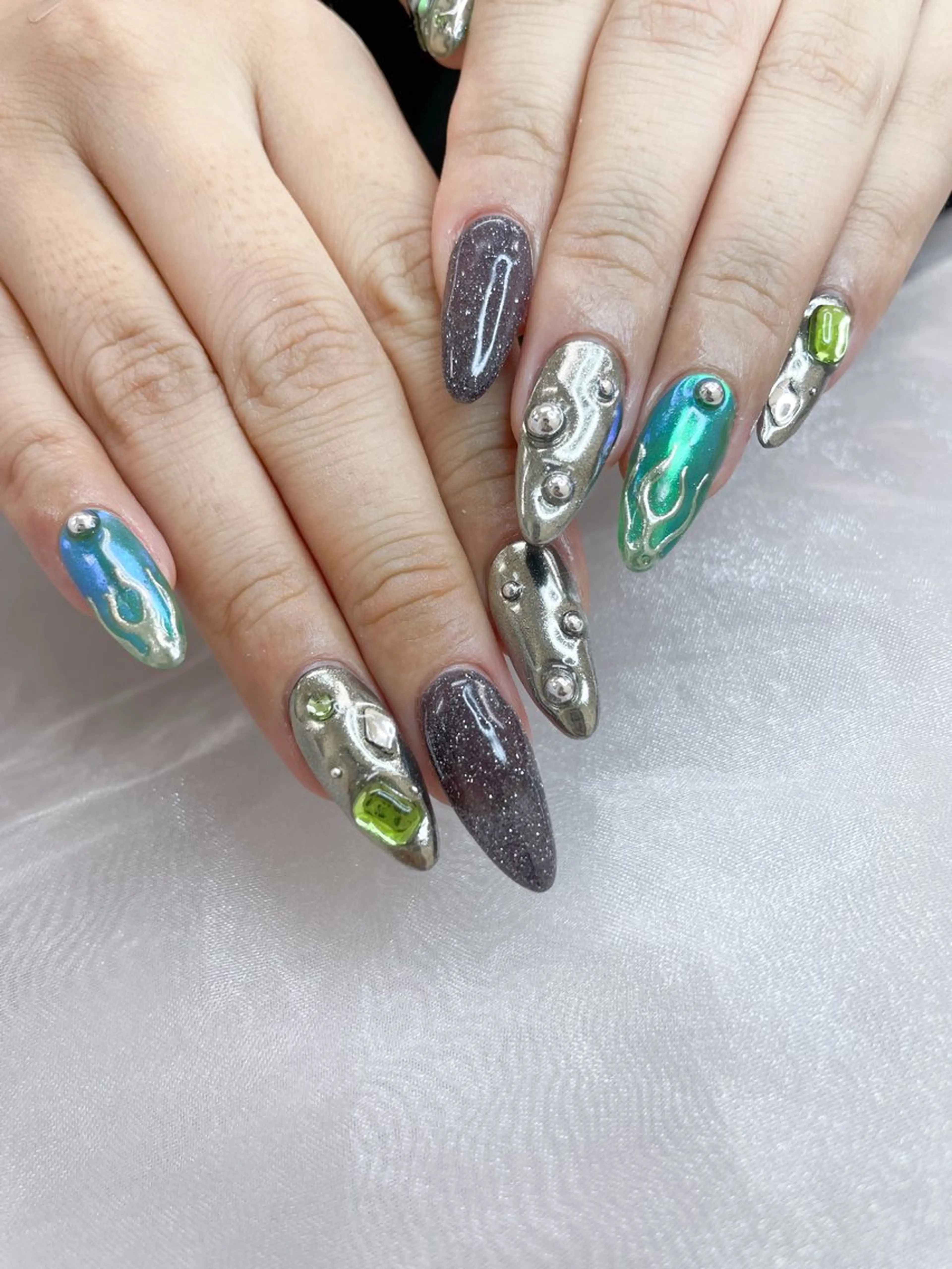 ネイル ハンドネイル 五十嵐 美智のネイルデザイン