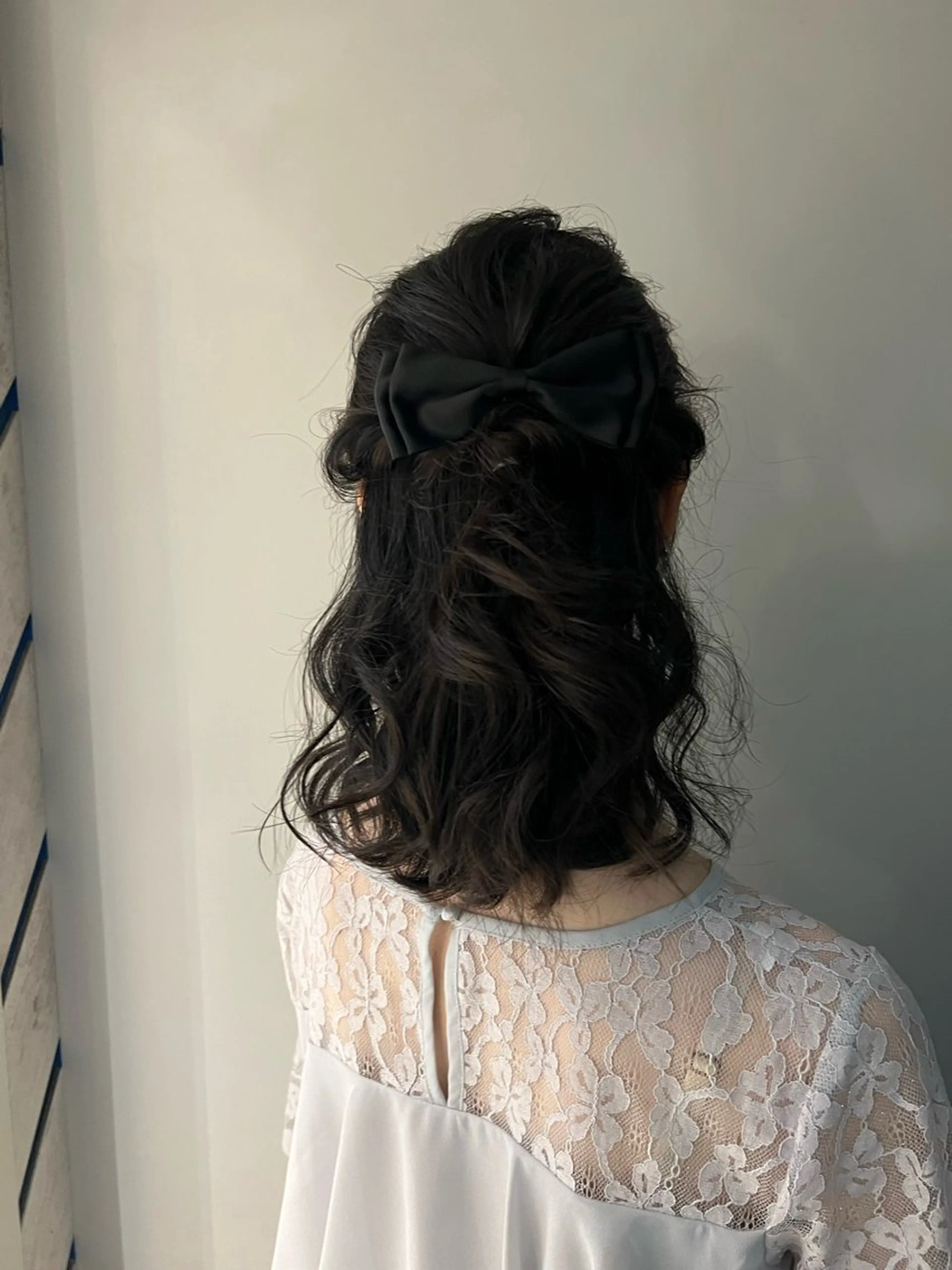 ミディアム カラー パーマ ヘアアレンジ ハーフアップ ヘアセット 🎨カラー満足度 500%💫ヅル💫のヘアスタイル