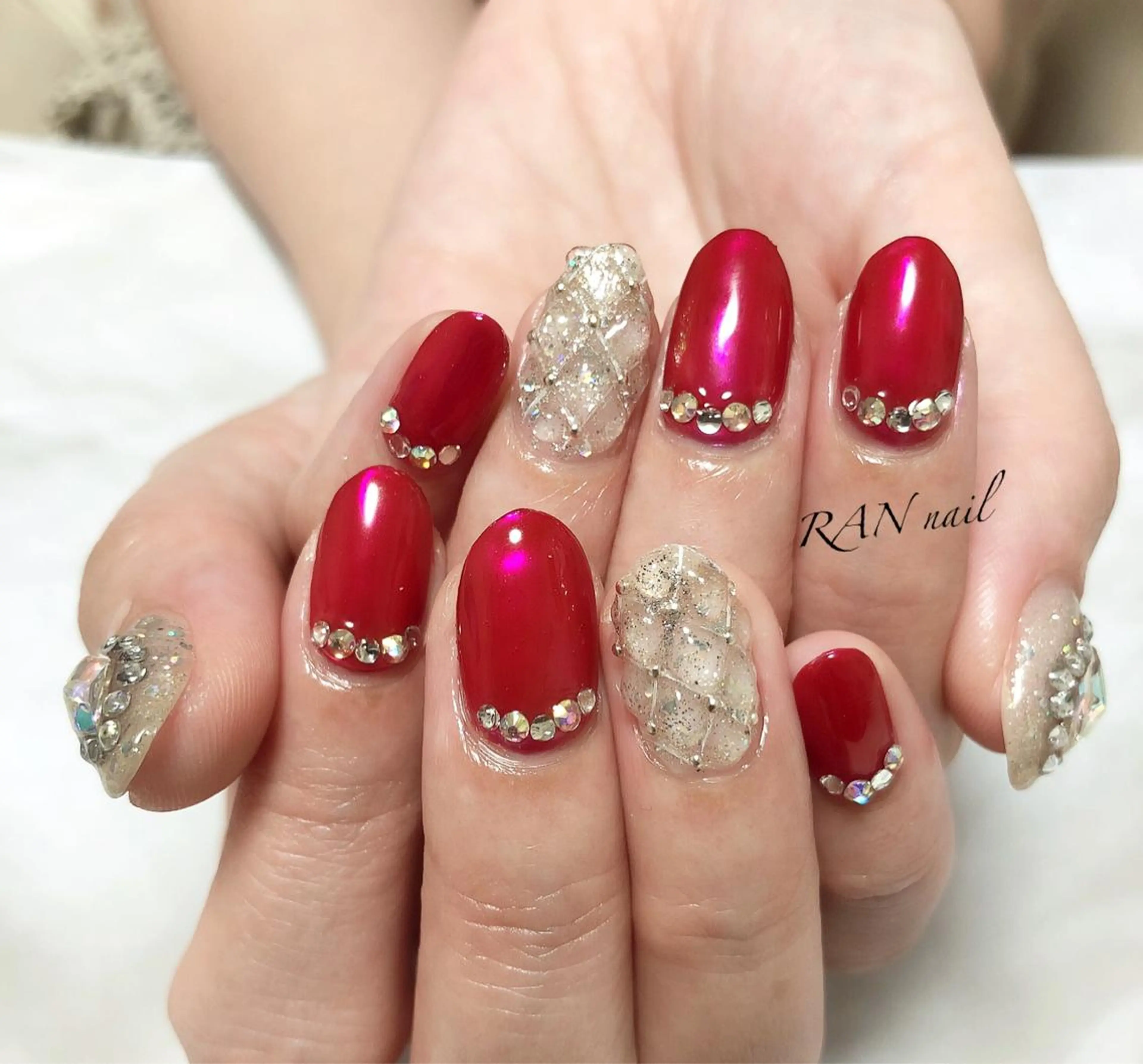 ネイル オーロラネイル クリアネイル 成人式 フットネイル キラキラネイル ハンドネイル フットネイル RAN nail 〜ランネイル〜所属・RAN nailのネイルデザイン