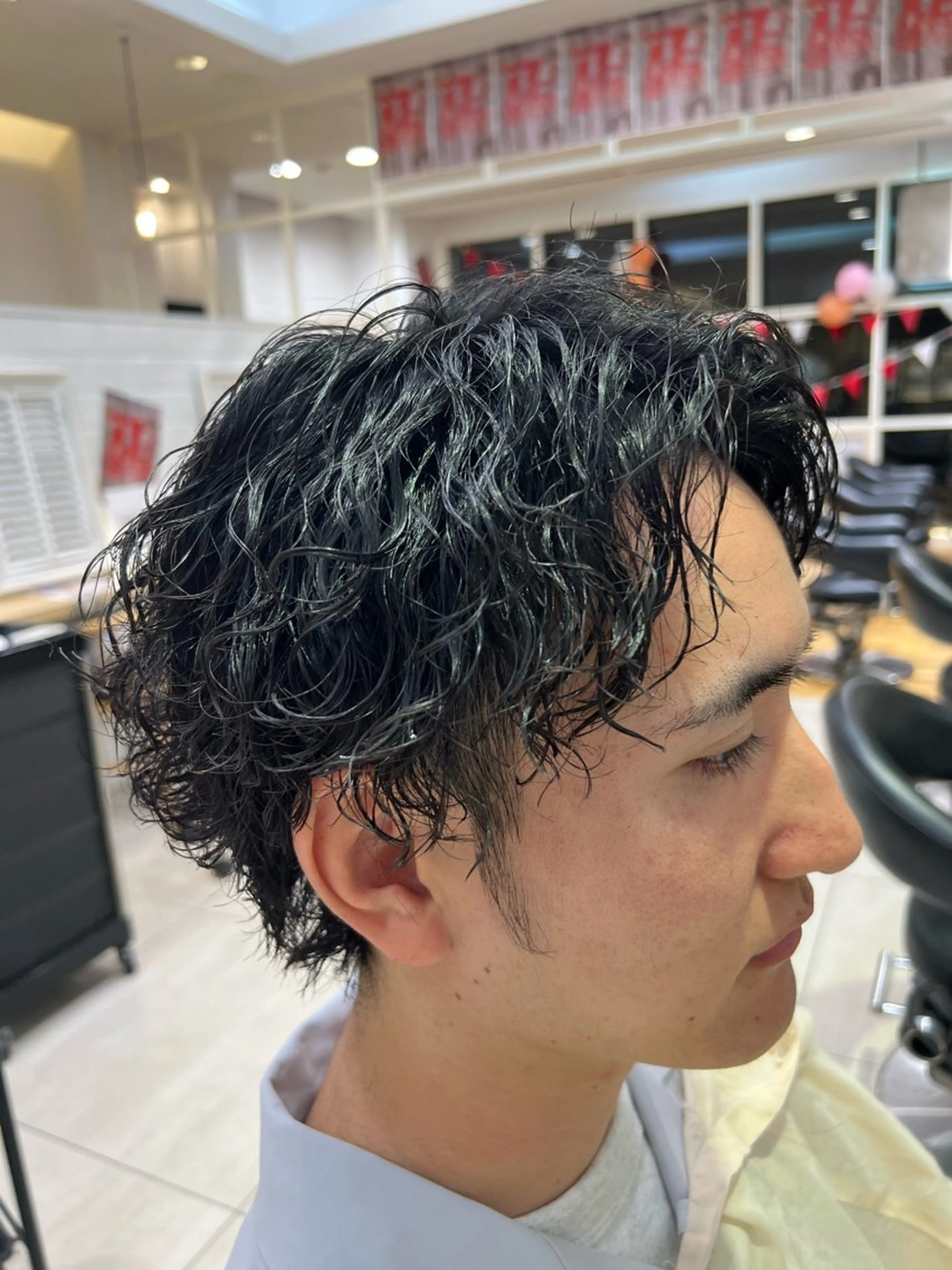 ショート メンズパーマ 岩成健志郎のヘアスタイル