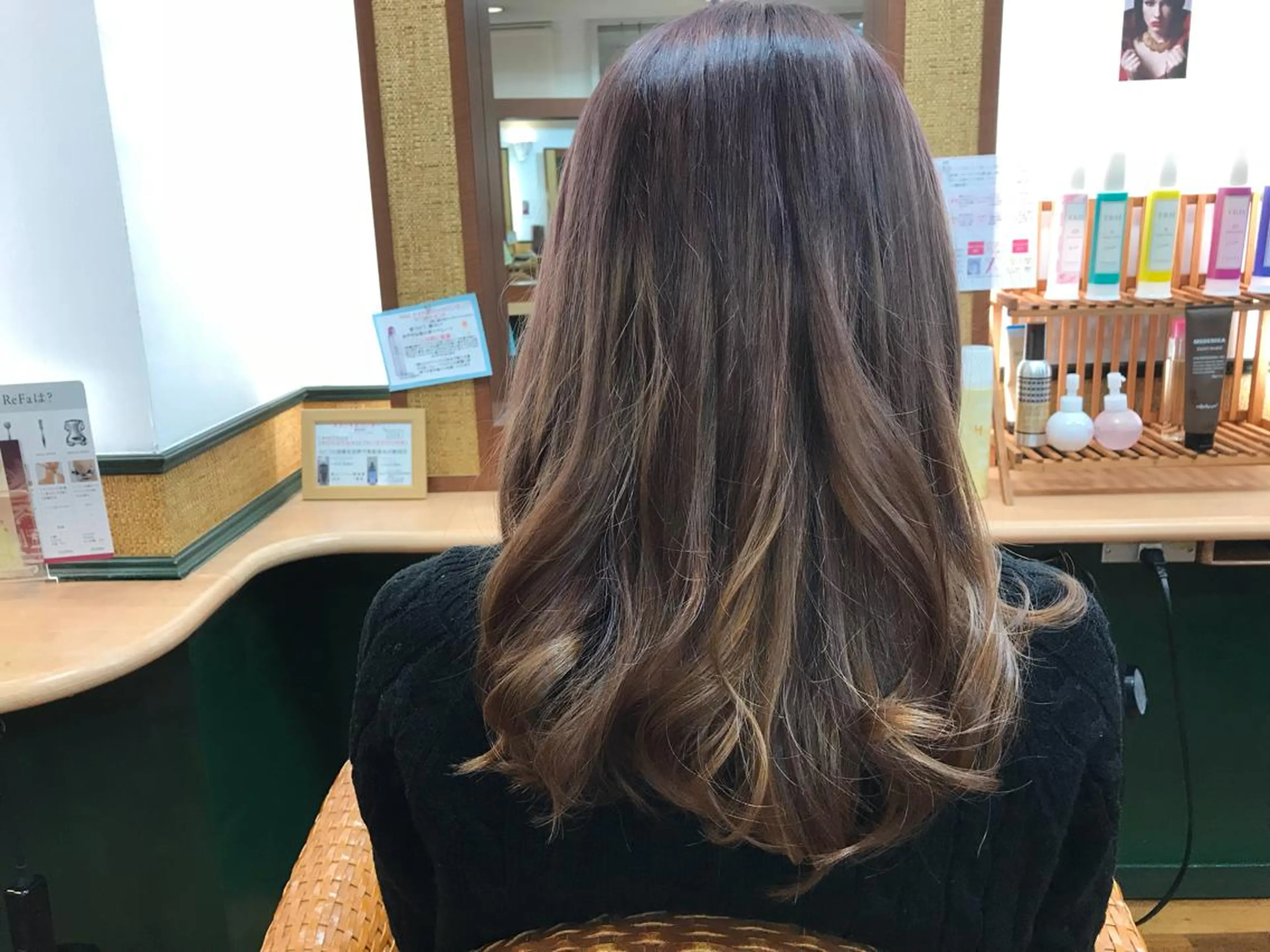 ロング カラー グラデーションカラー バイオレットカラー PANOLA所属・加藤 理沙のヘアスタイル