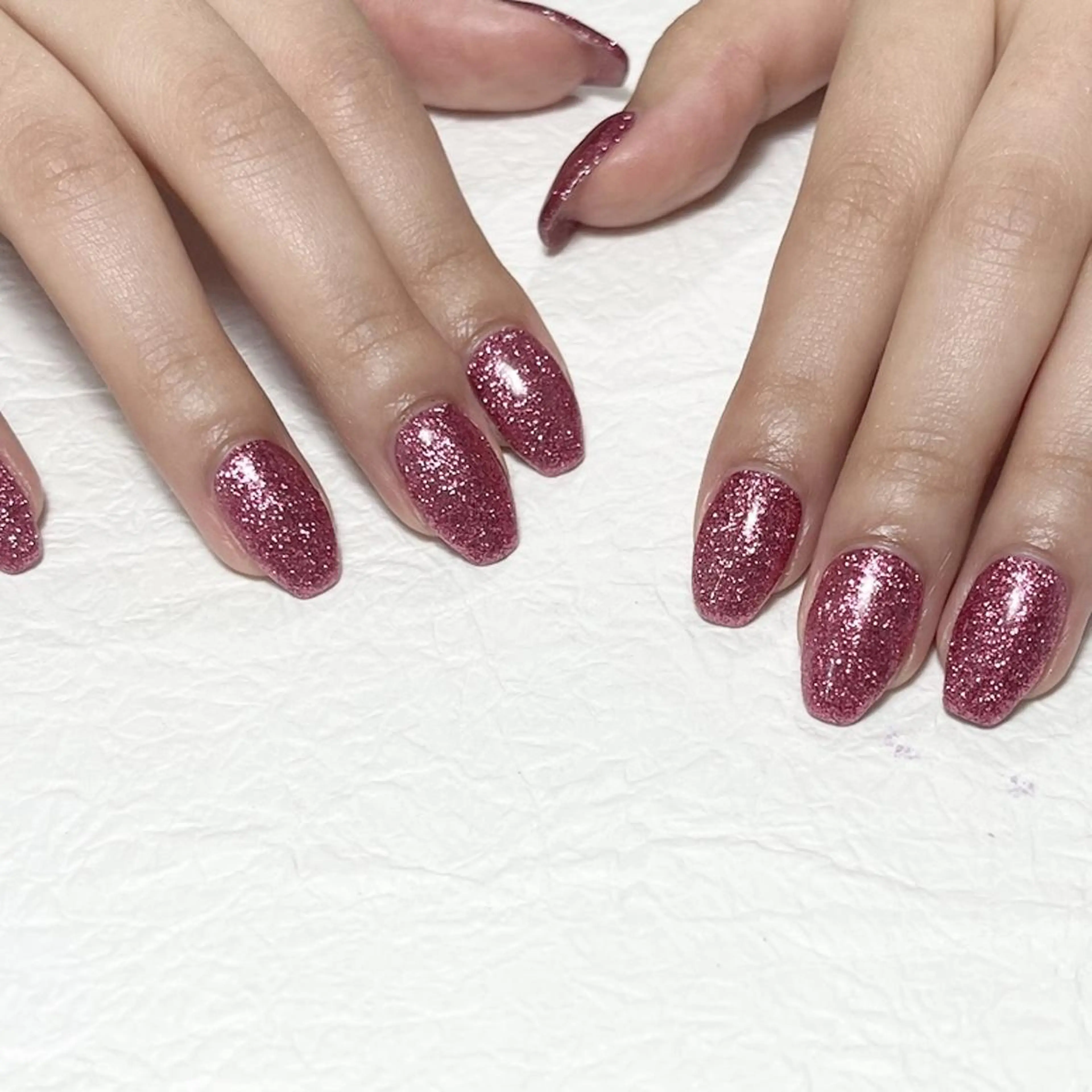 ネイル キラキラネイル ワンカラーネイル ピンク ハンドネイル m. akiのネイルデザイン