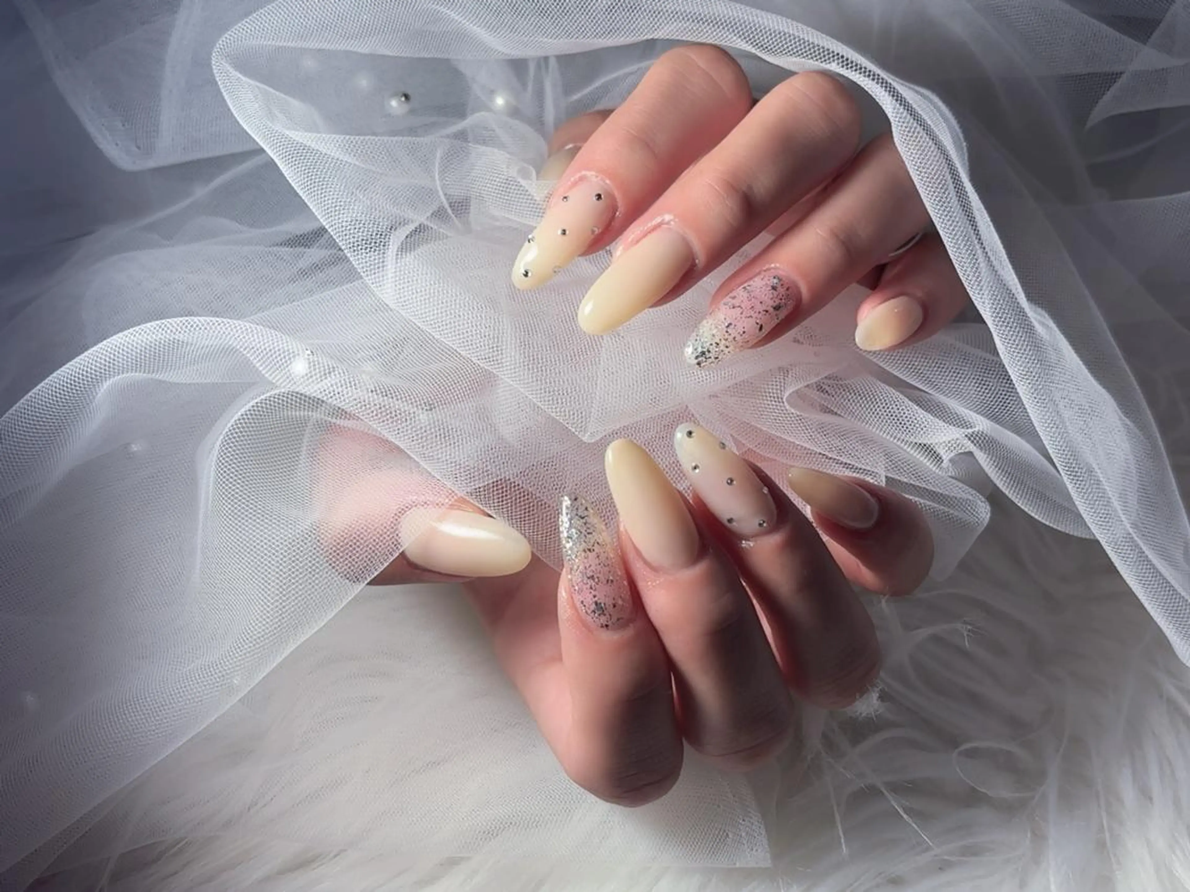 シンプルデザインネイルの写真