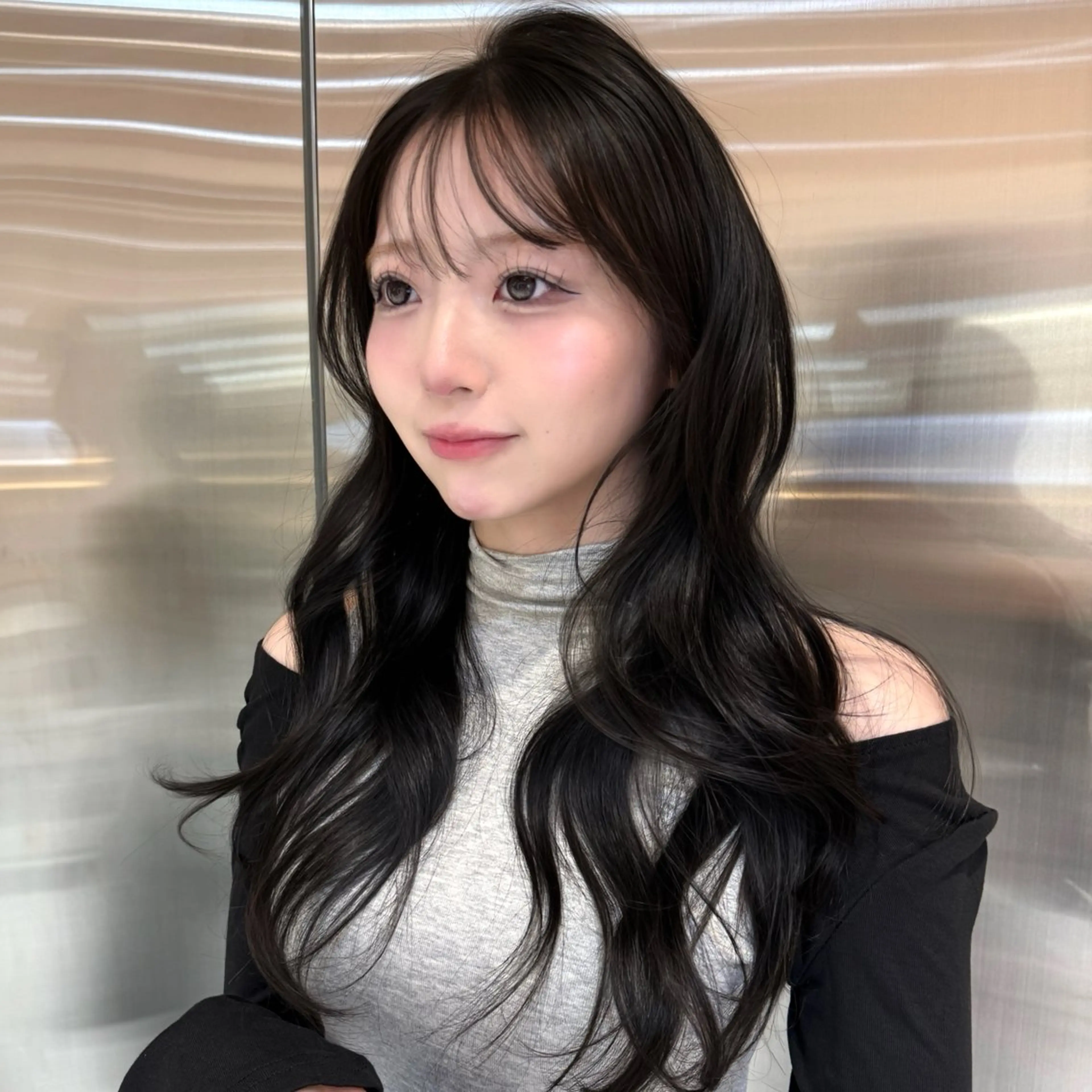 ロング カラー カット ヘアカラー トリートメント RIN🩶レイヤー /ハッシュカットのヘアスタイル