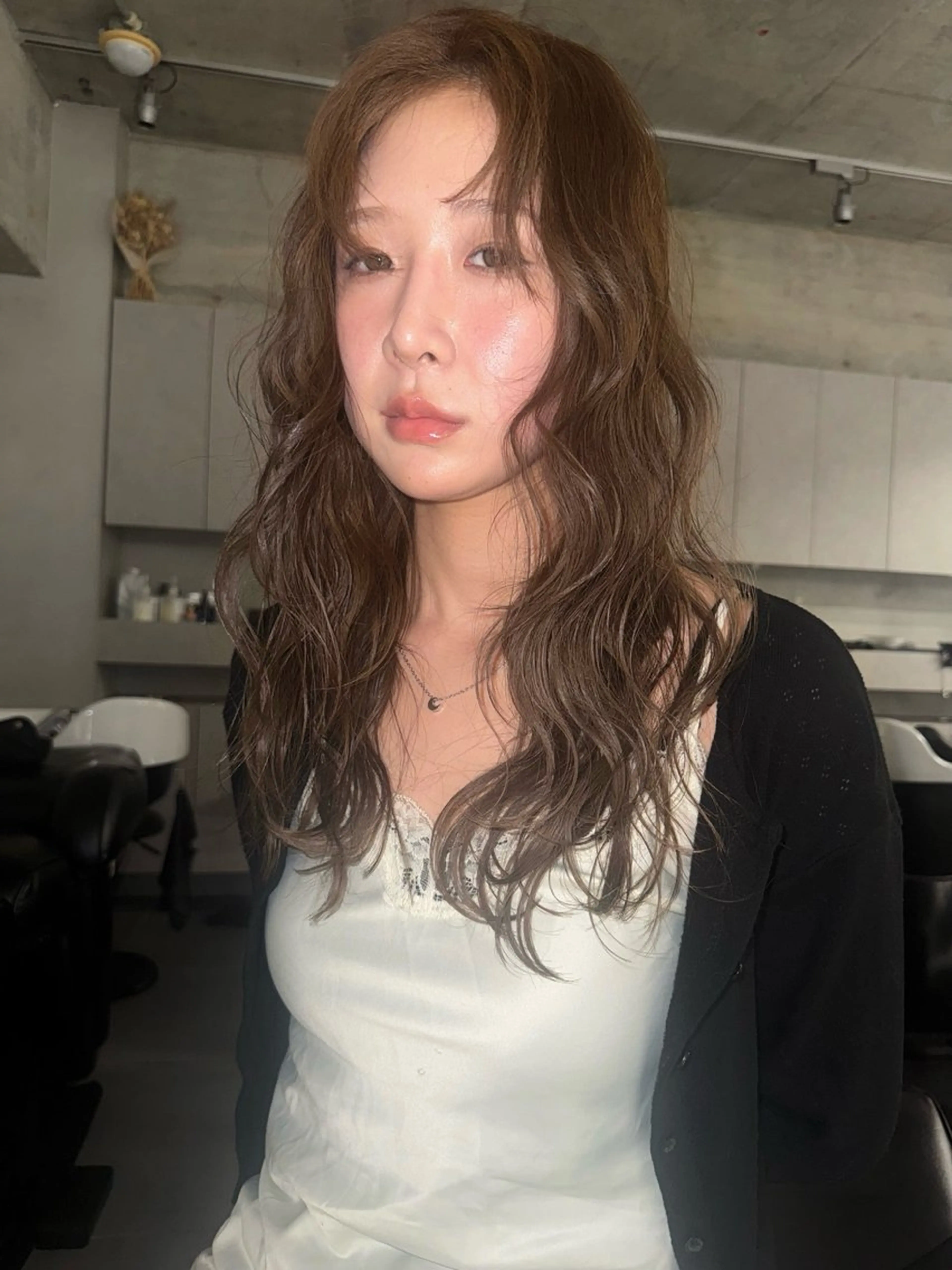 ロング ヘアカラー トリートメント 植木 まりなのヘアスタイル