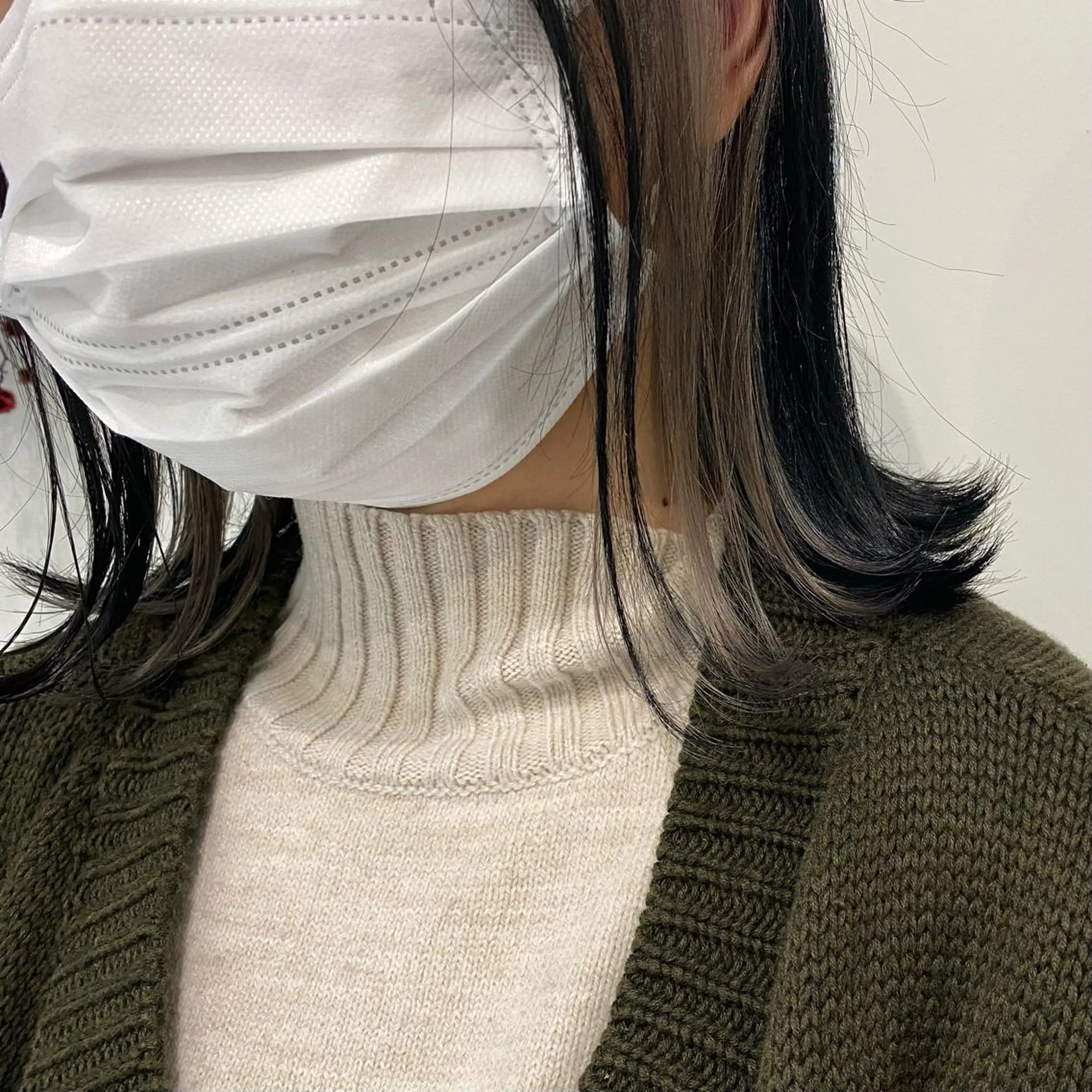 ショート カラー ベージュカラー ホワイトベージュ ducha所属・DUCHA Tomida naoのヘアスタイル