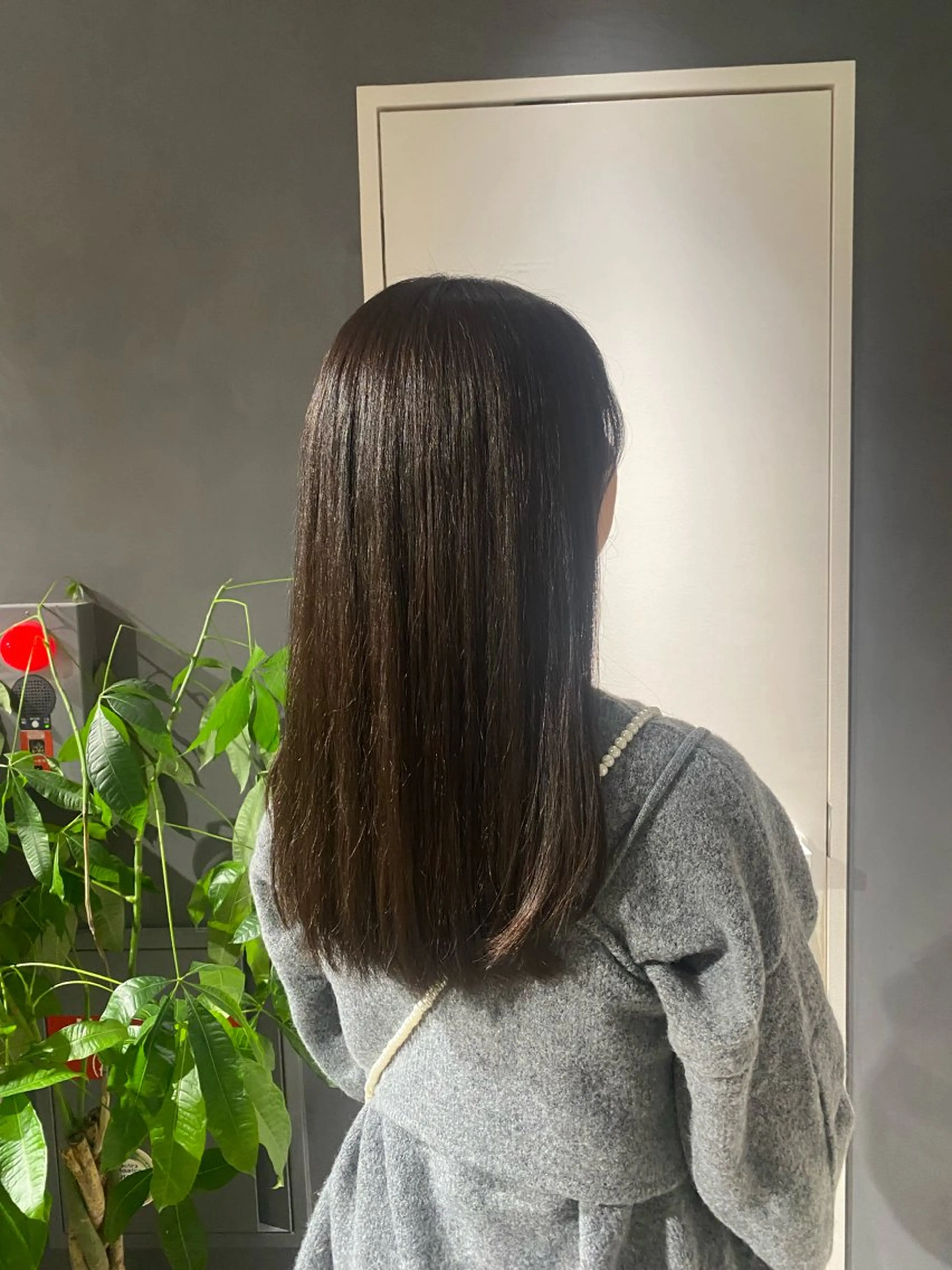 カラー ヒガシ サヨのヘアスタイル