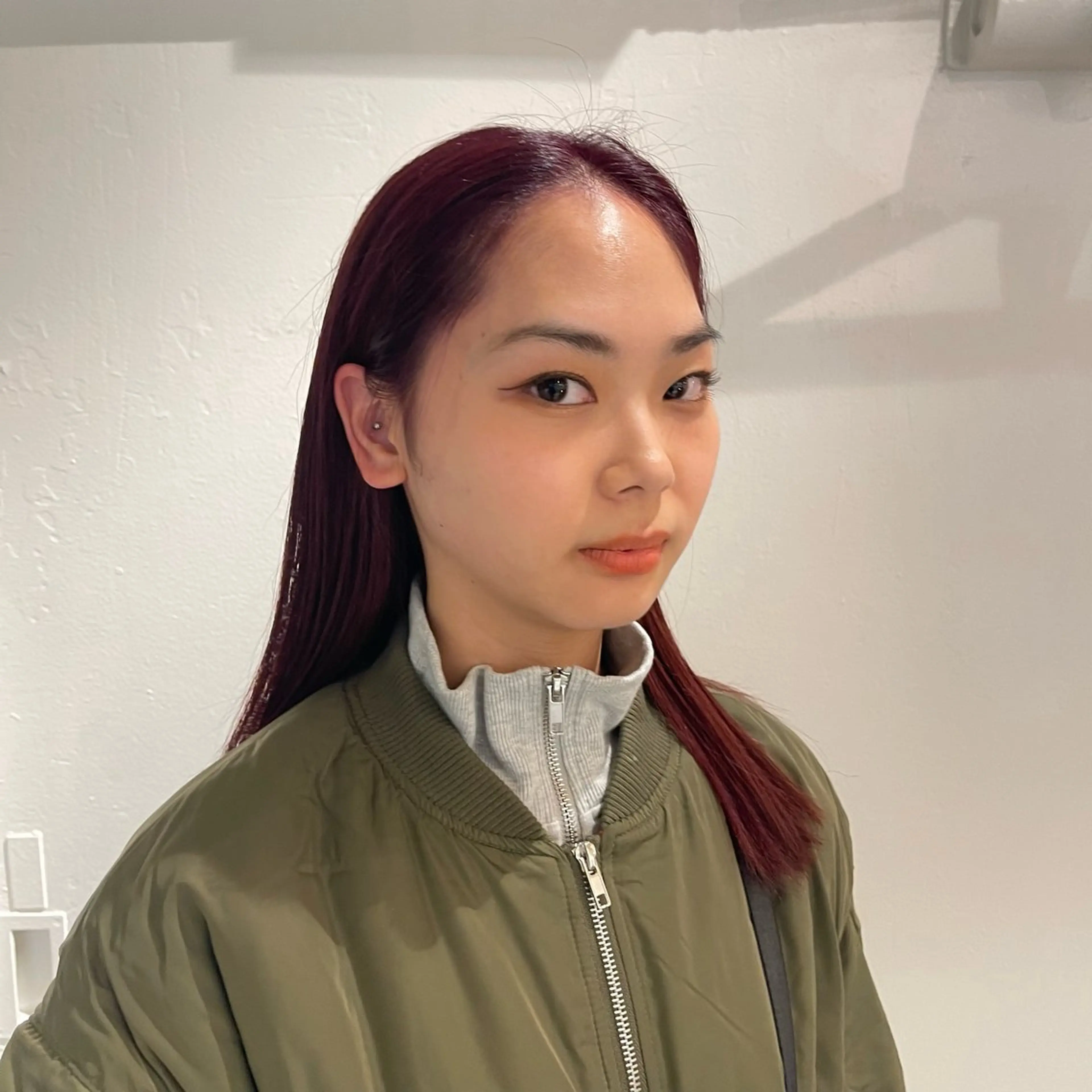 ロング カラー ヘアカラー トリートメント lunty miichiのヘアスタイル