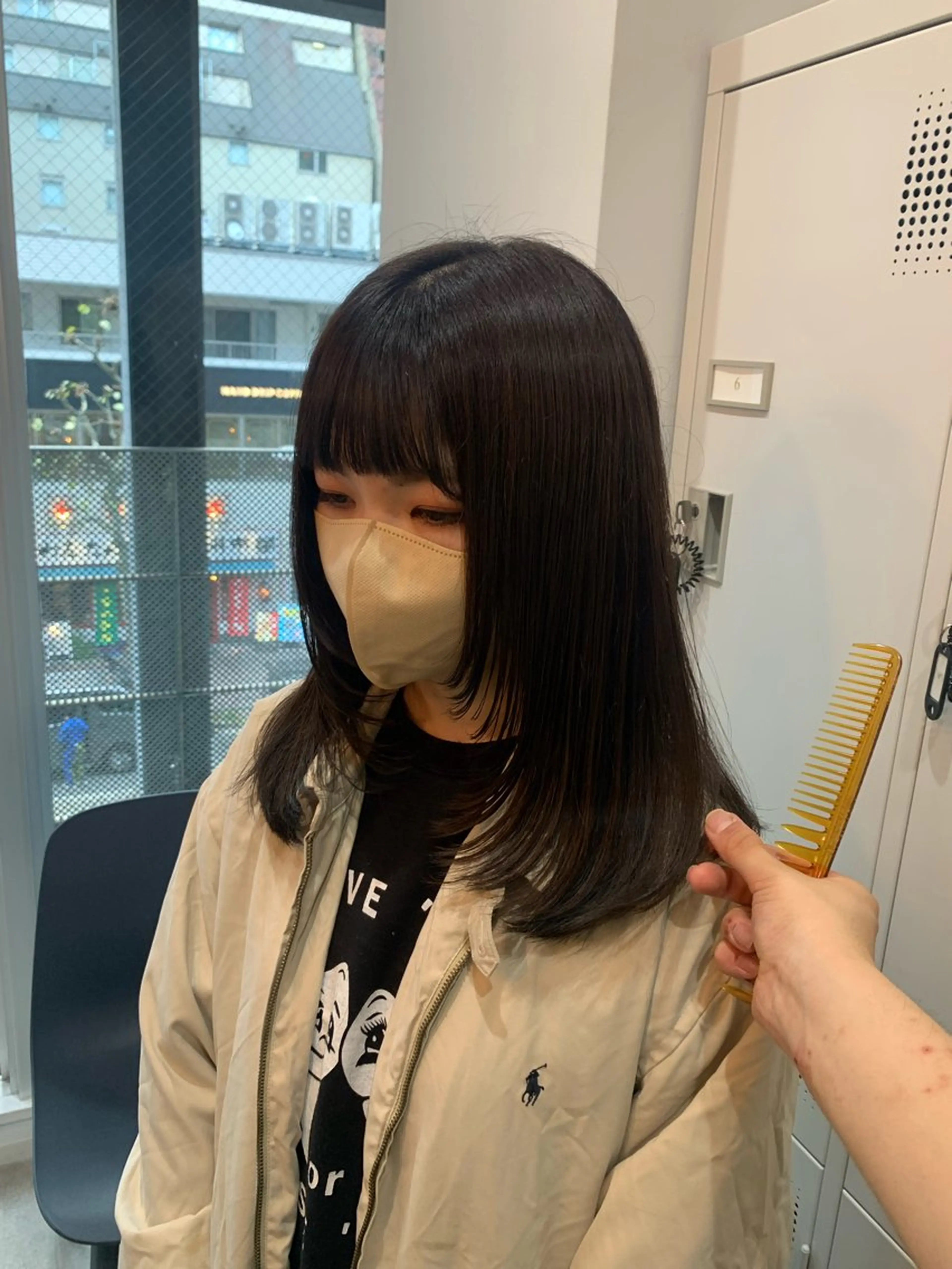 セミロング カラー 顔まわりレイヤー 顔周りカット レイヤーカット little鹿児島中央所属・little 小濱彰太のヘアスタイル