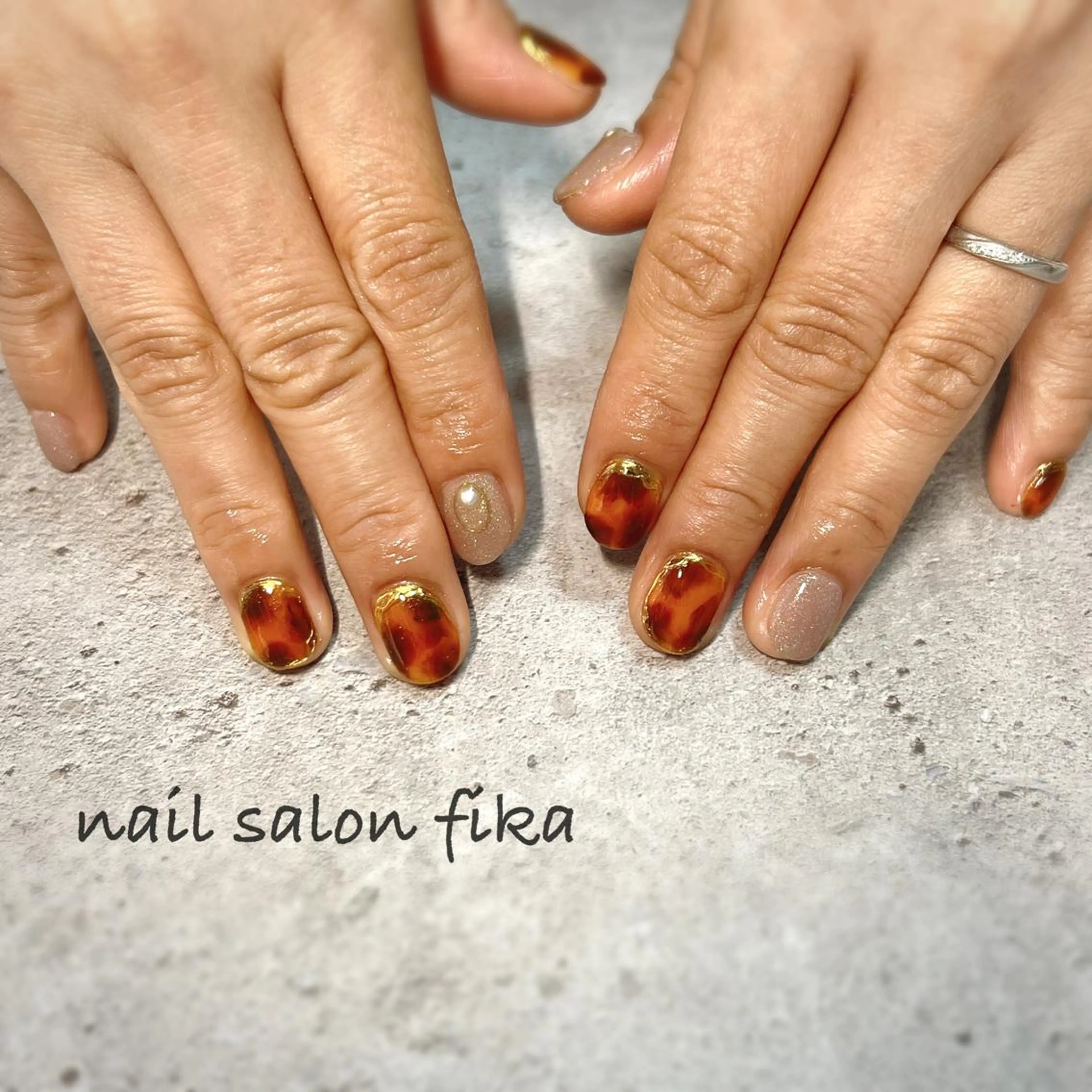 ネイル べっ甲ネイル ハンドネイル nail salon fikaのネイルデザイン