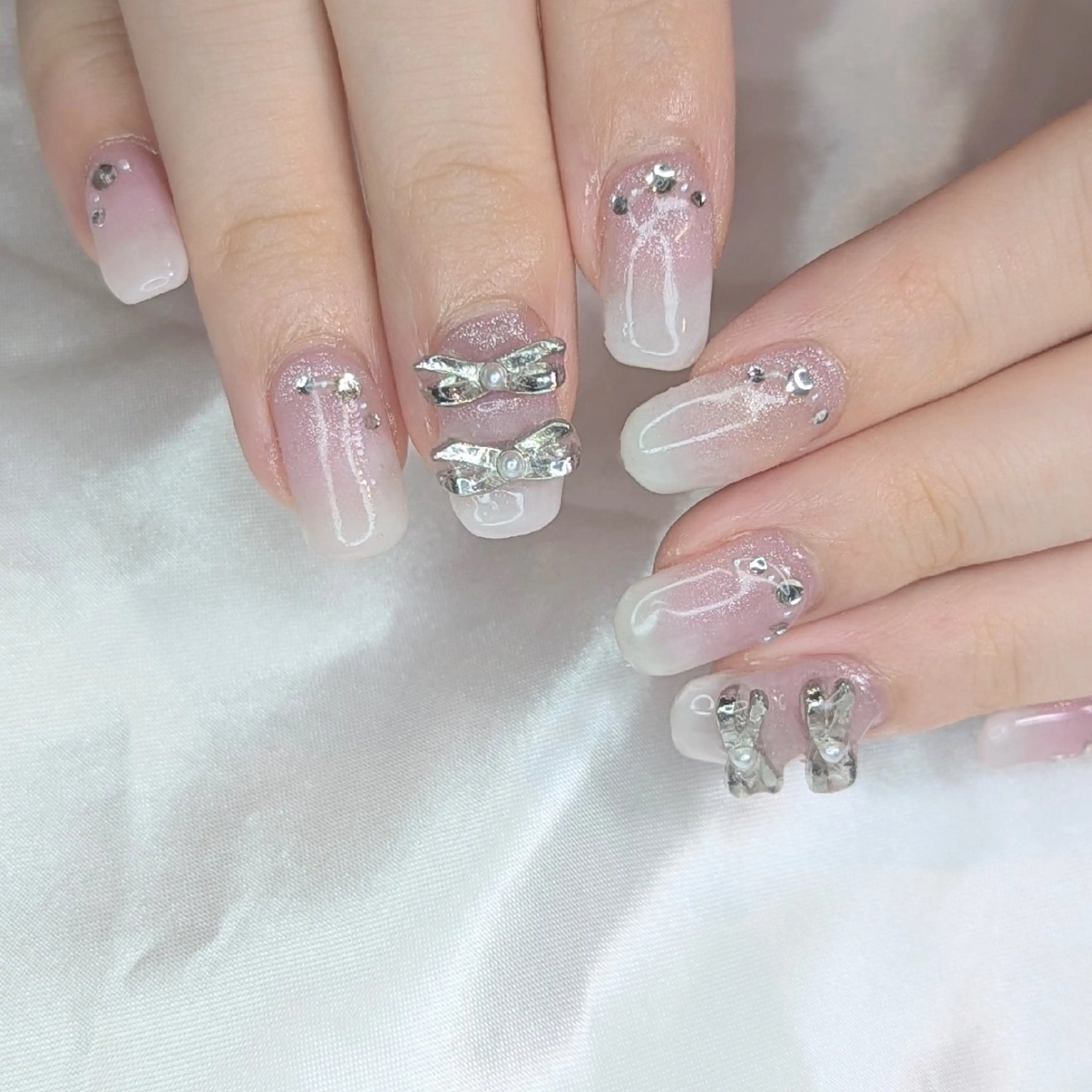 ネイル ワンホンネイル ハンドネイル aycnail 　Ayakaのネイルデザイン