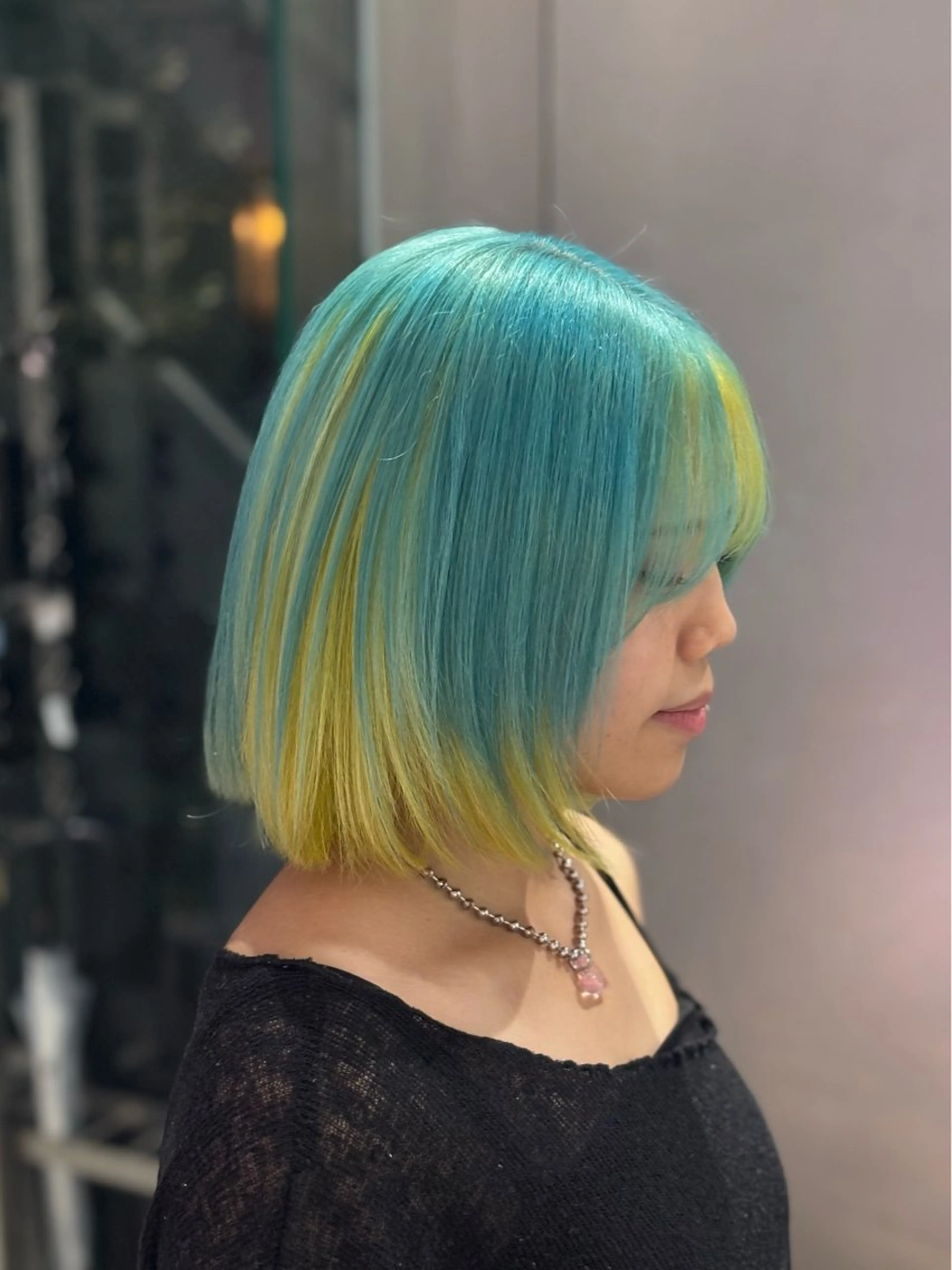 ミディアム カラー ヘアカラー オノ テンタのヘアスタイル