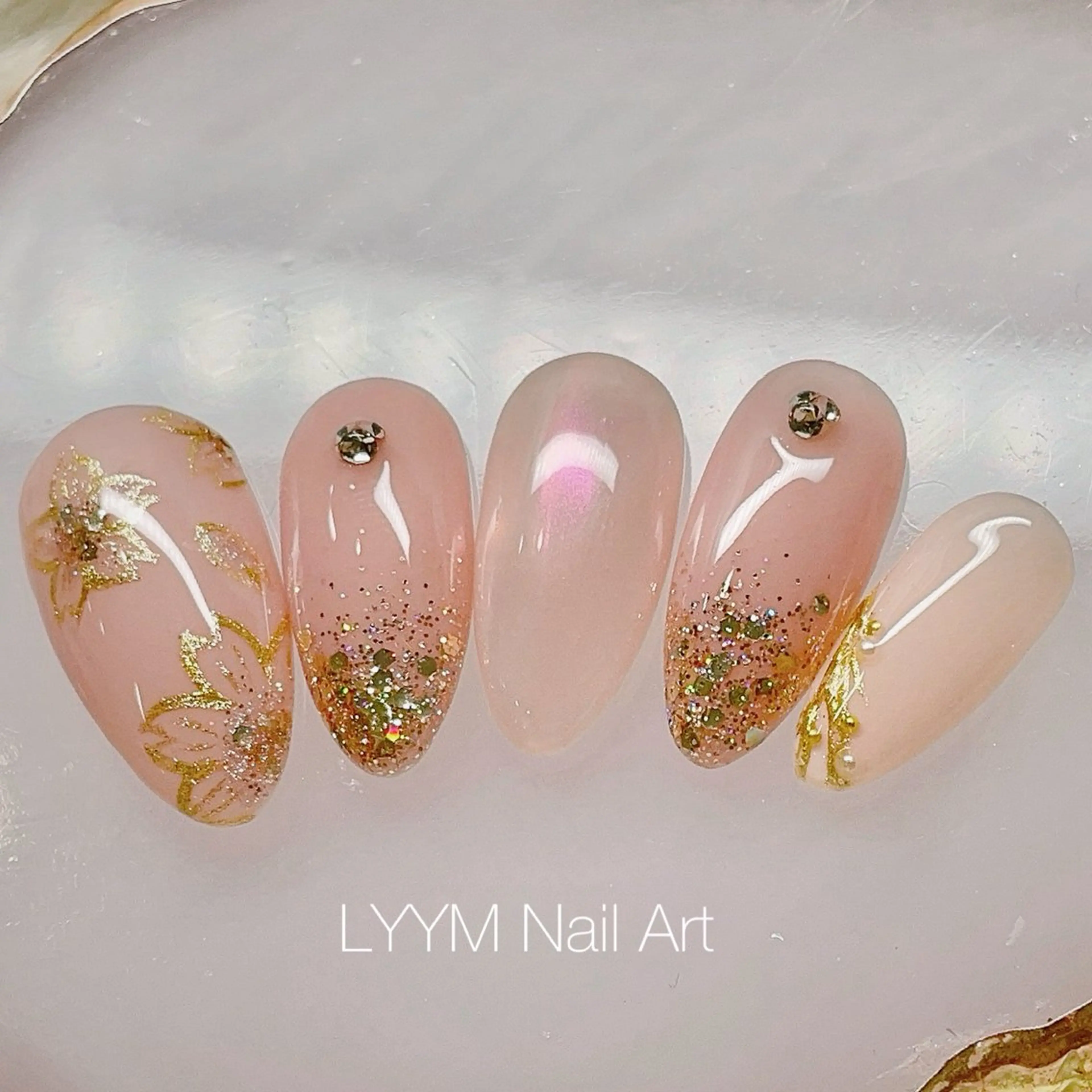 ネイル アートネイル ピンク ハンドネイル LYYM Nail Salonのネイルデザイン