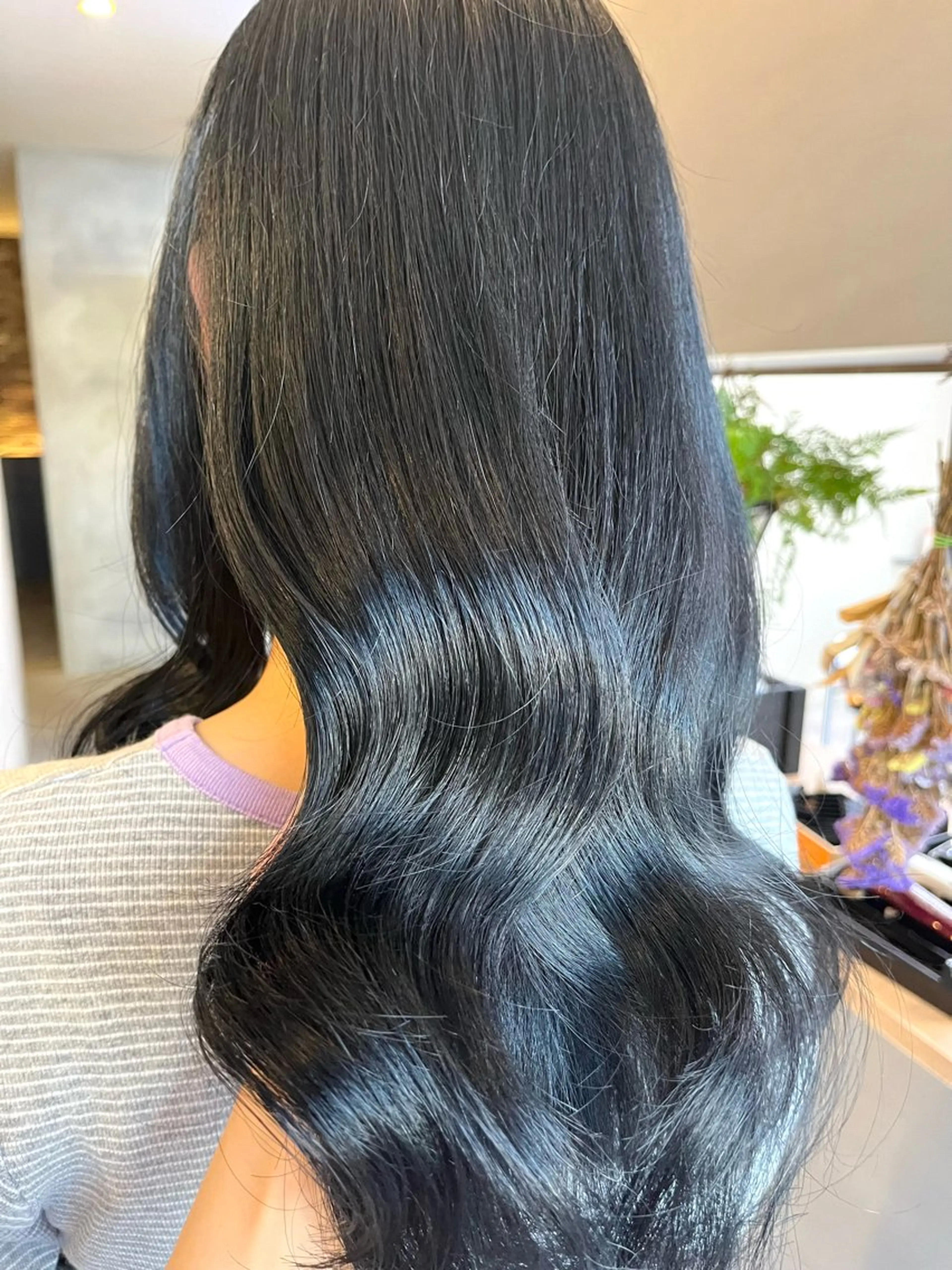 ロング カラー ブルーカラー カット ヘアカラー トリートメント Salon de  COCO所属・Yu kaのヘアスタイル