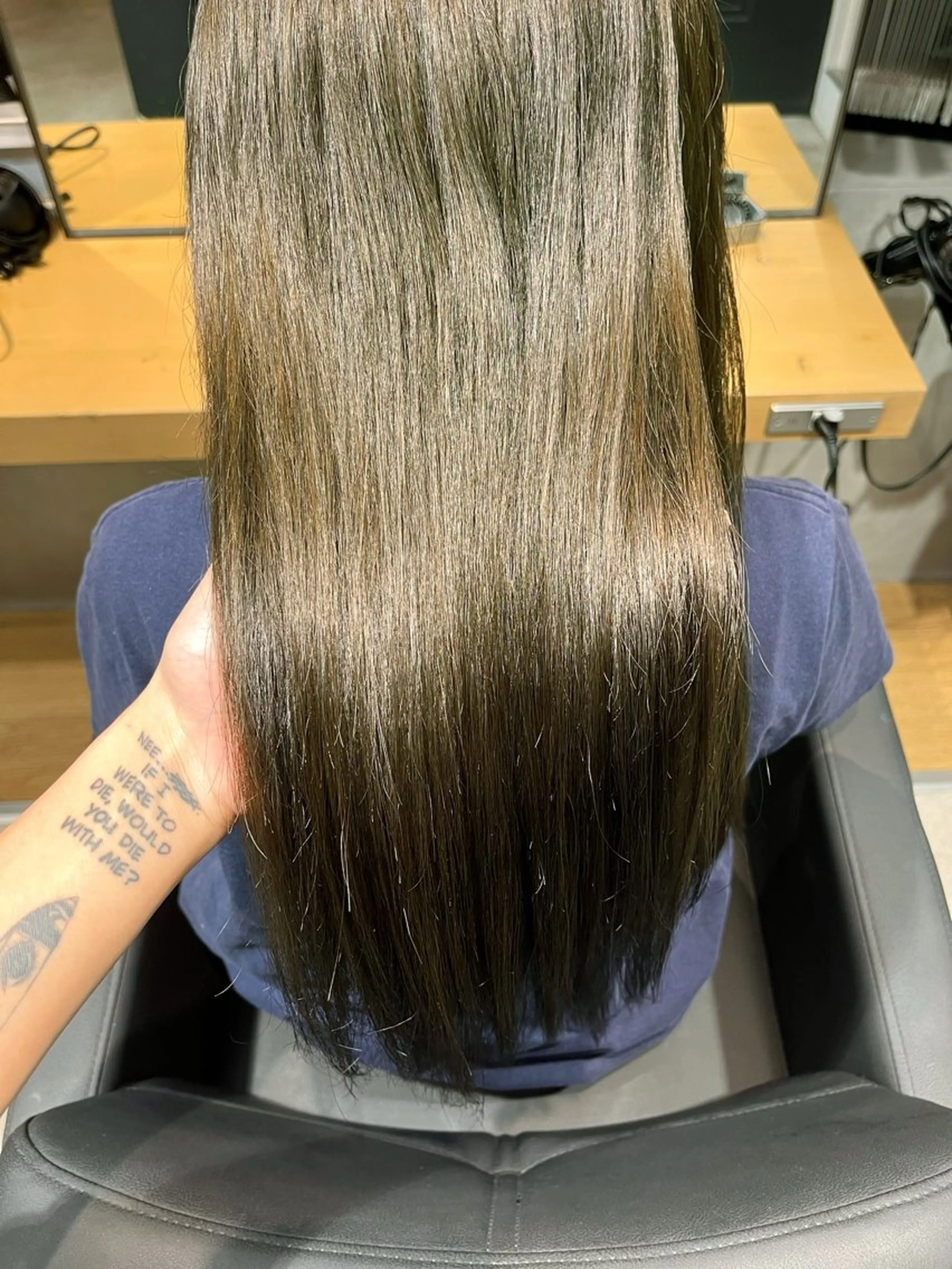 ロング カラー グレージュ オリーブグレージュ オリーブグレー ヘアカラー 🫧透明感カラー/ 🦋Haru🦋のヘアスタイル
