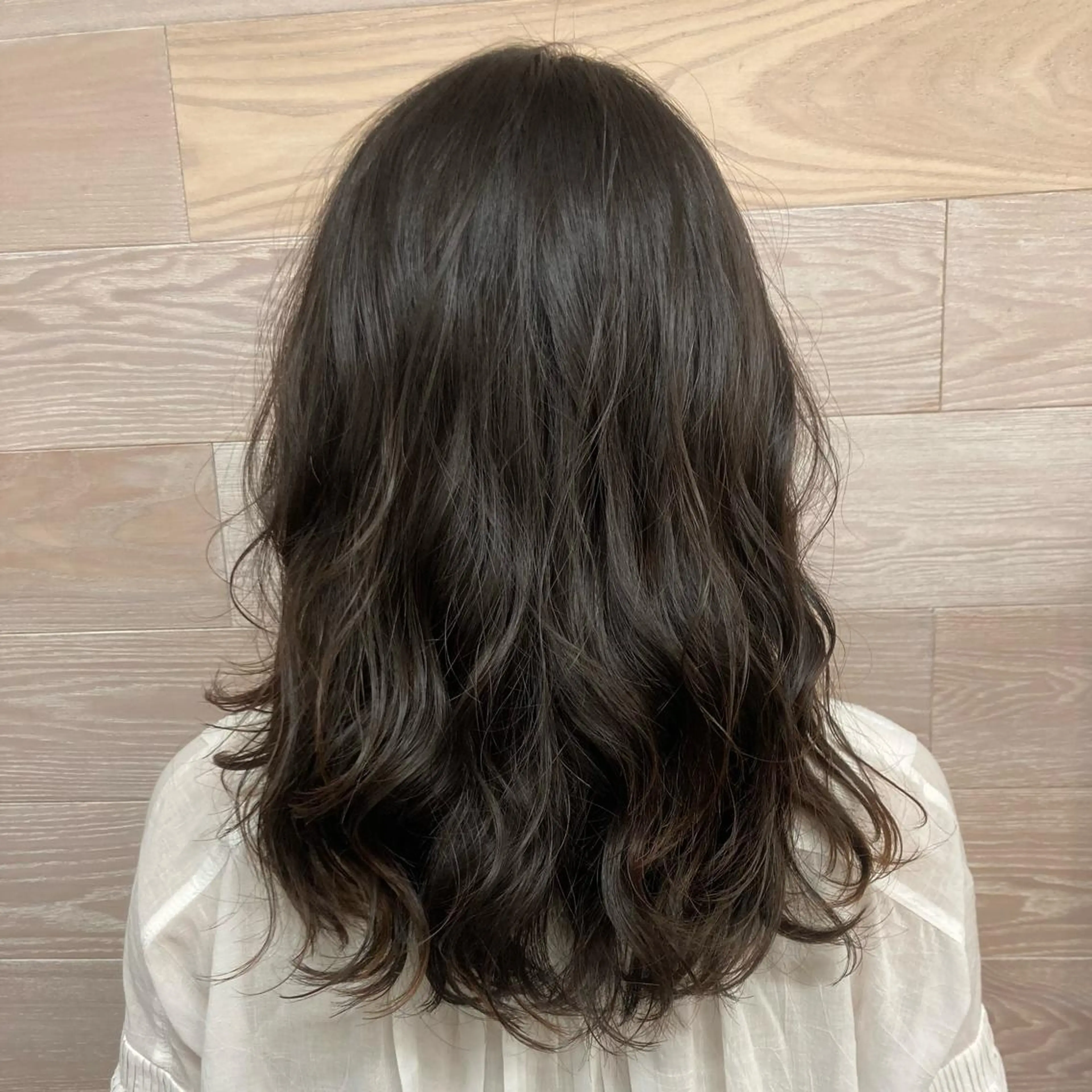 ロング レイヤーカット 透明感カラー☆ 中村隆寛のヘアスタイル