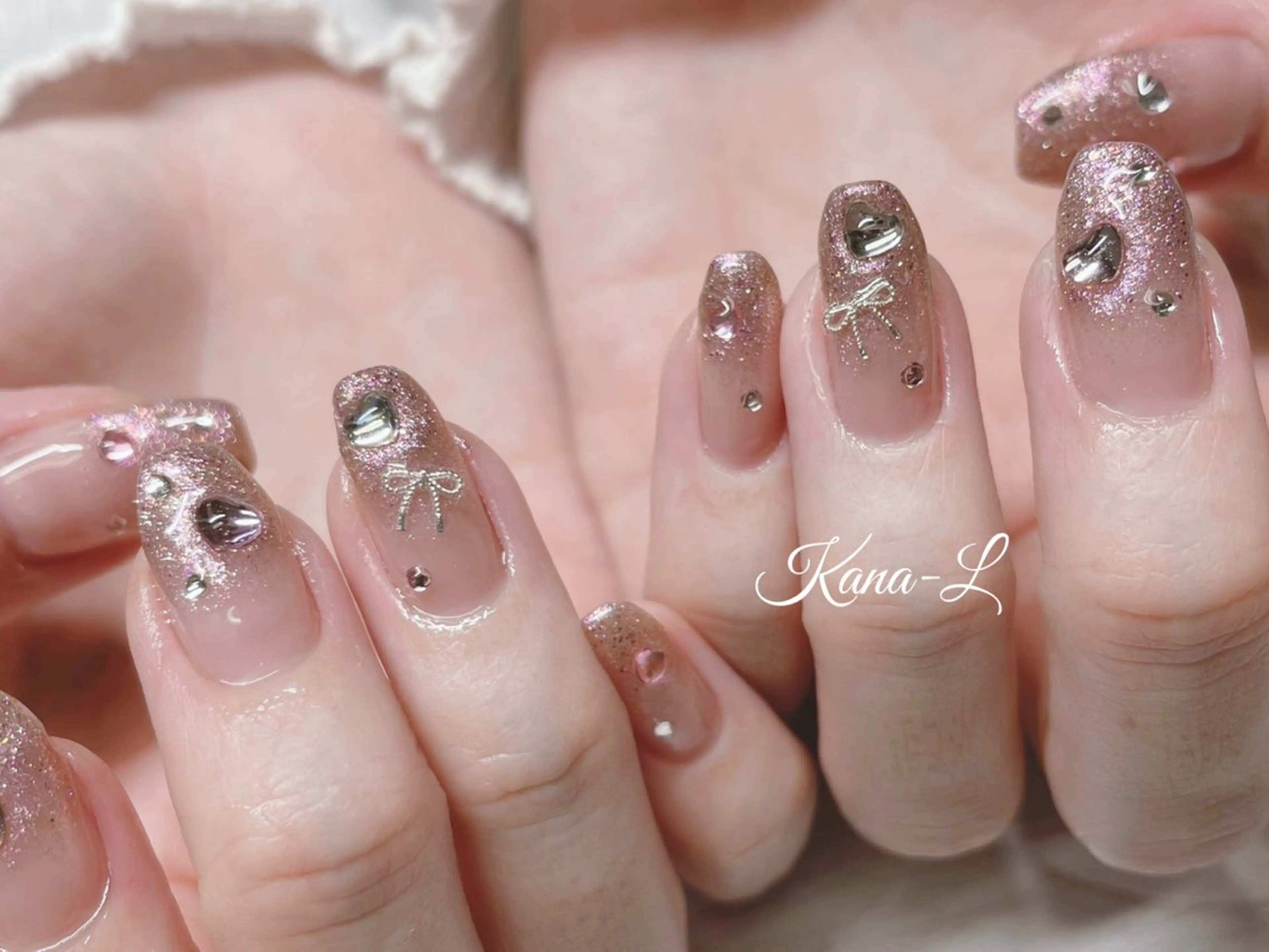 ネイル ジェルネイル グラデーション 韓国ネイル マグネットネイル パラジェル 芦辺 香奈のネイルデザイン