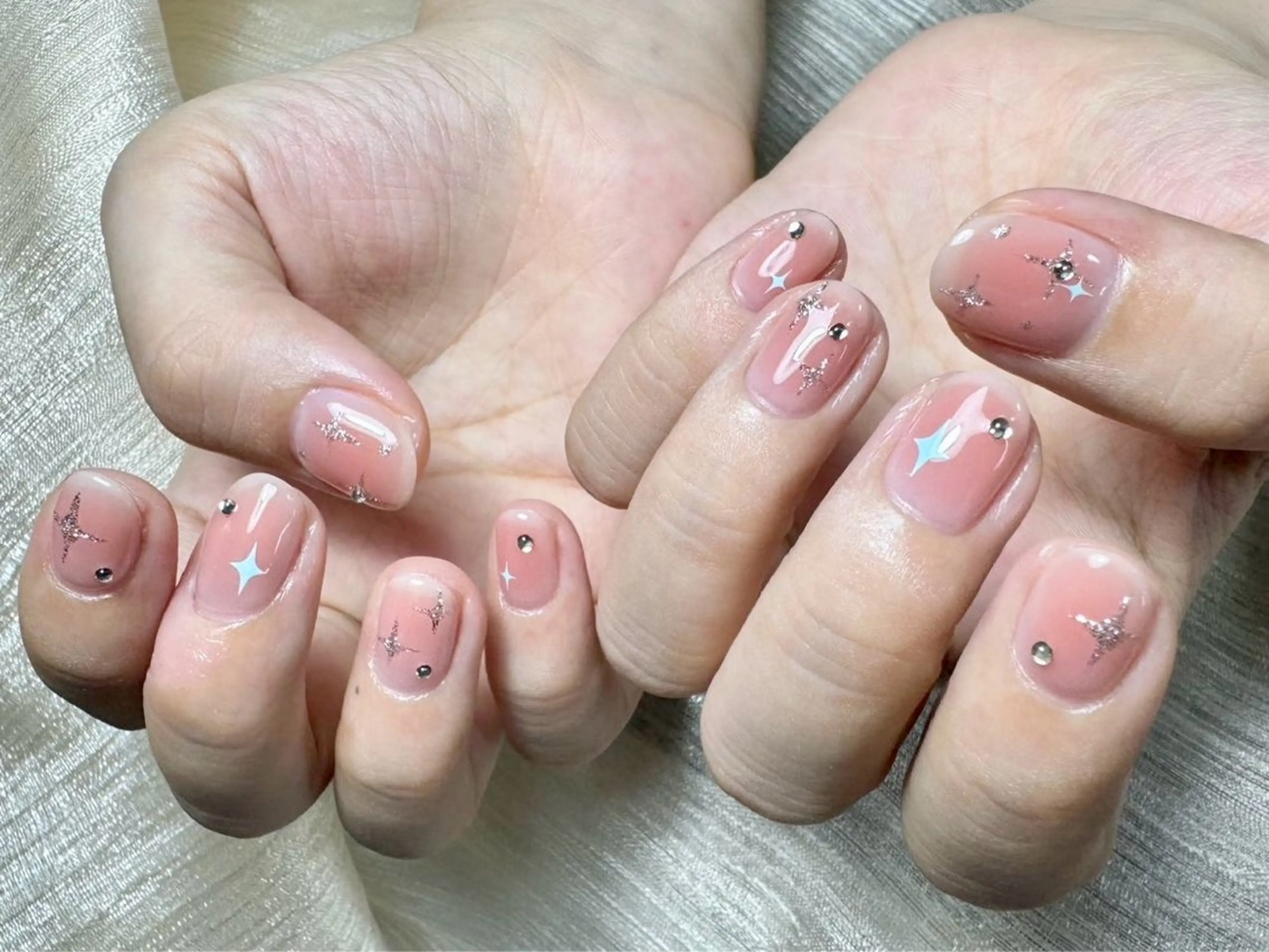 ネイル チークネイル ハンドネイル ハンドケア 💕ドリーミー ネイル💕のネイルデザイン