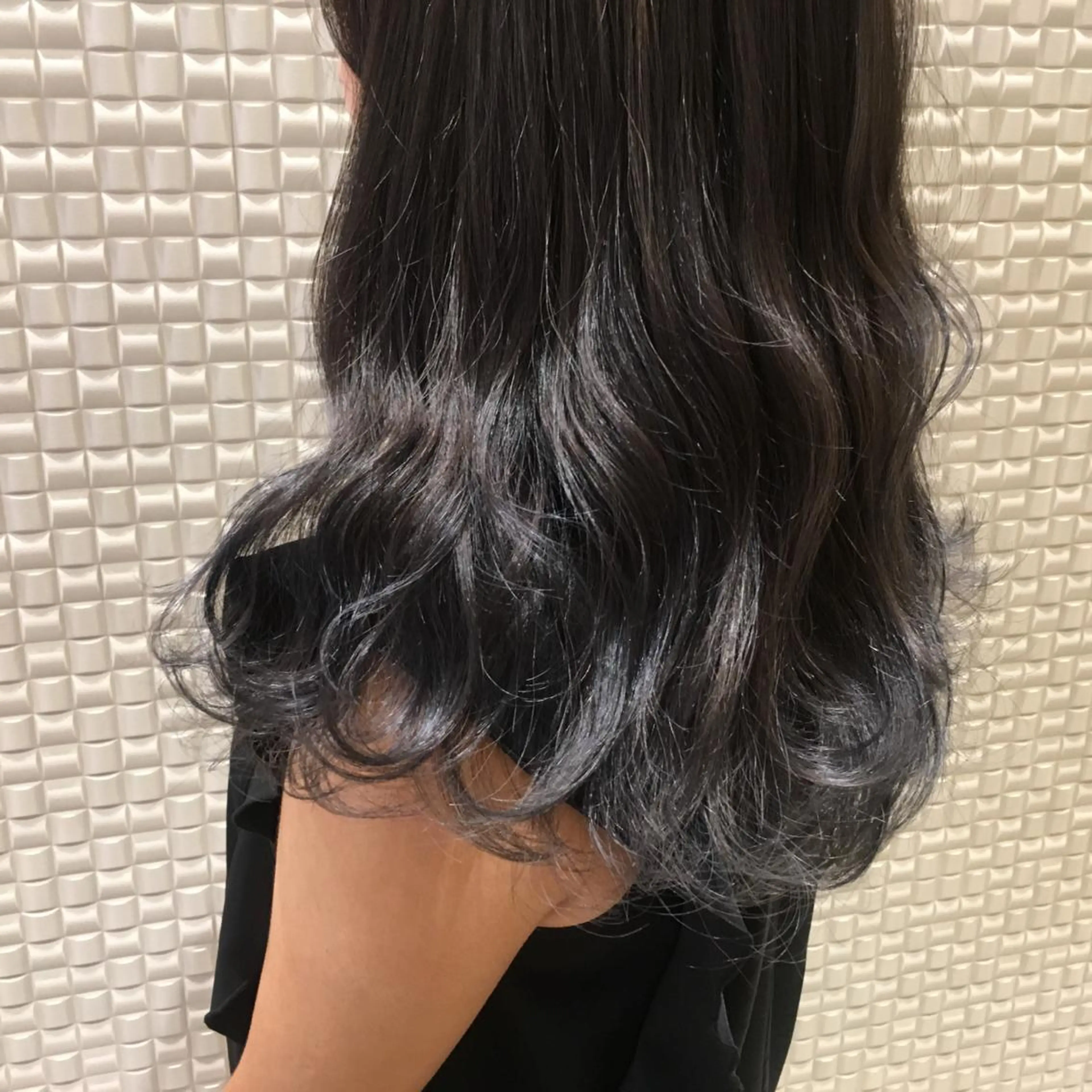 ロング カラー ブルーカラー ネイビーカラー シルバー カット ヘアカラー トリートメント scene.池袋所属・scene. haraのヘアスタイル