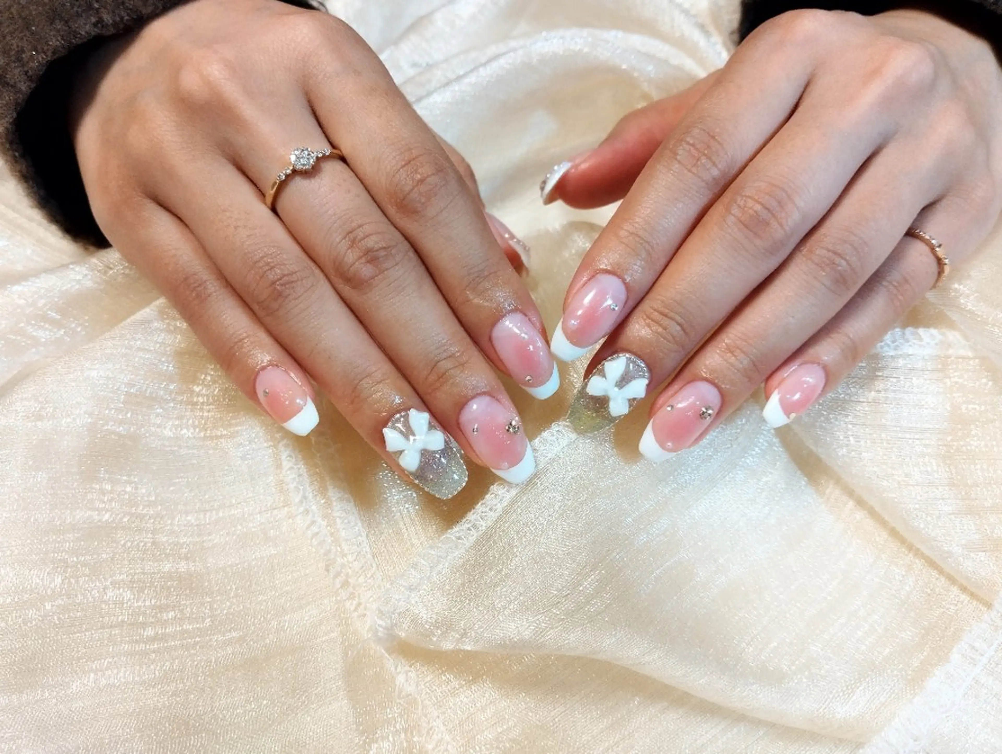 ネイル チークネイル フレンチネイル ハンドネイル ハンドケア ＤI'A ネイルサロンのネイルデザイン