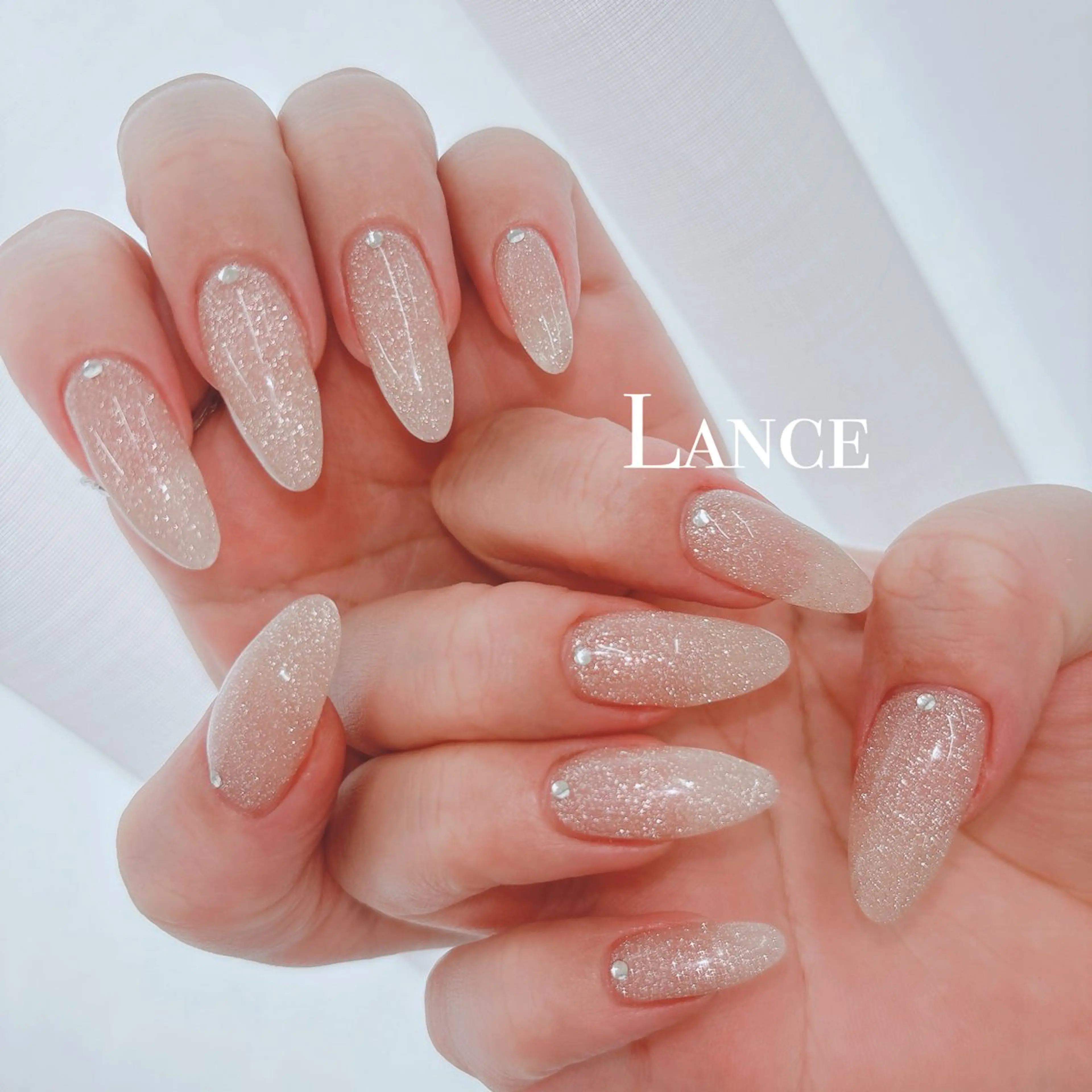 ネイル オーロラネイル ブルー フットネイル 氷ネイル・うるうるネイル キラキラネイル ハンドネイル Lance nailのネイルデザイン