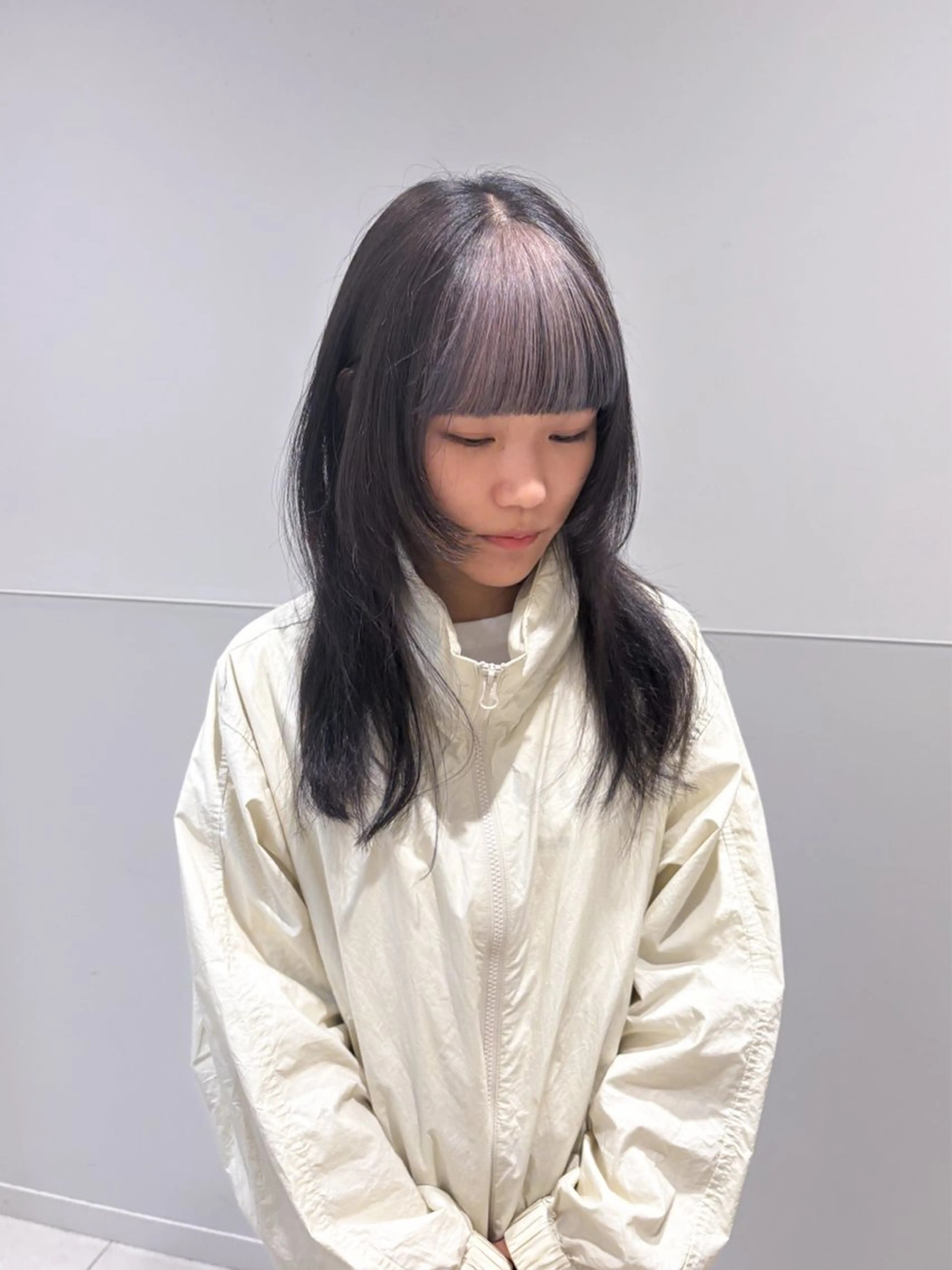セミロング カラー パーマ ヘアアレンジ メンズ カット ヘアカラー トリートメント 切りっぱなしヘア/ ブリーチなしRYOのヘアスタイル