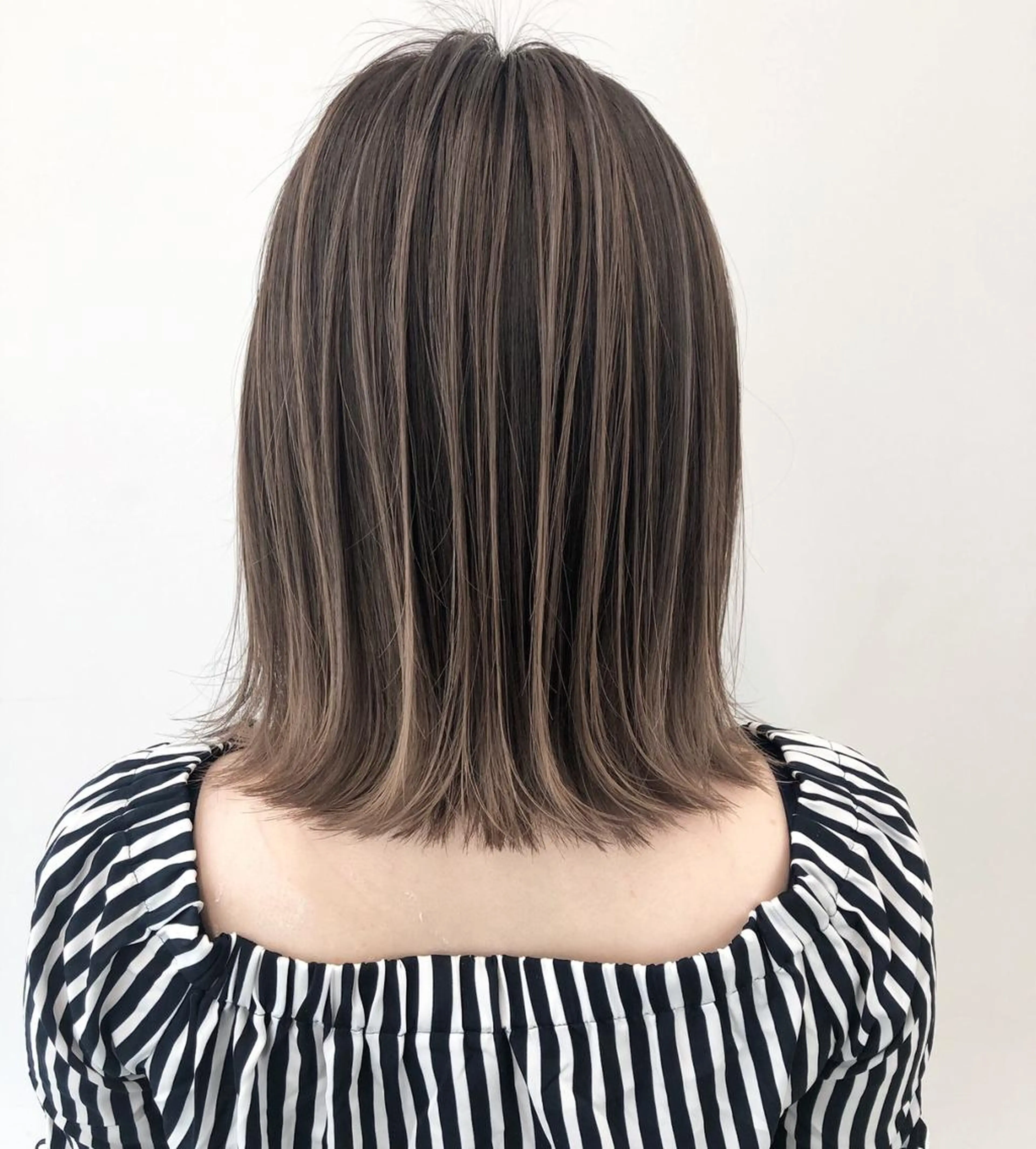 ロング カラー ブリーチ&似合せボブ 田中寛十のヘアスタイル